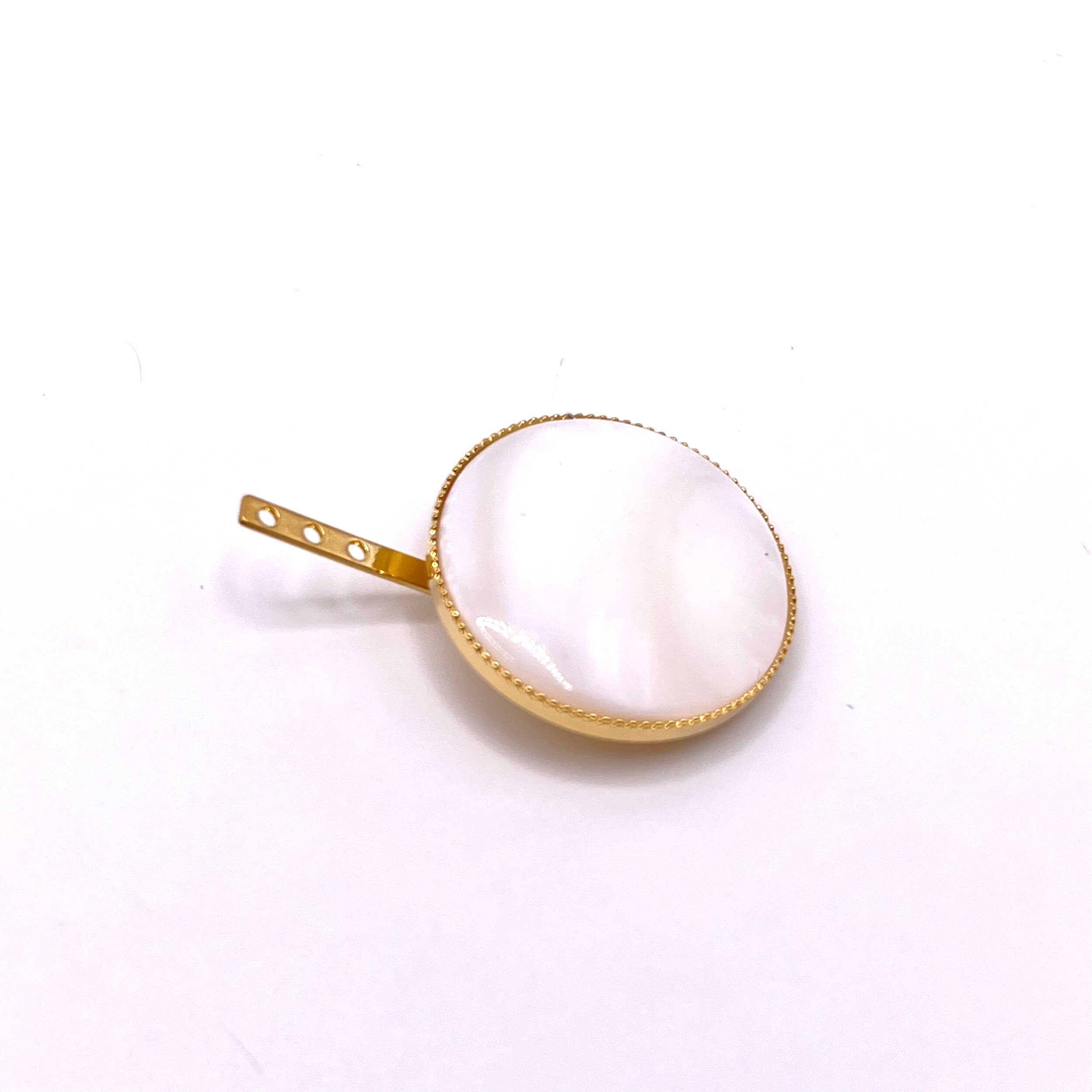 DF99F8C0-41D0-4B2C-B19B-01981B0C8D5D