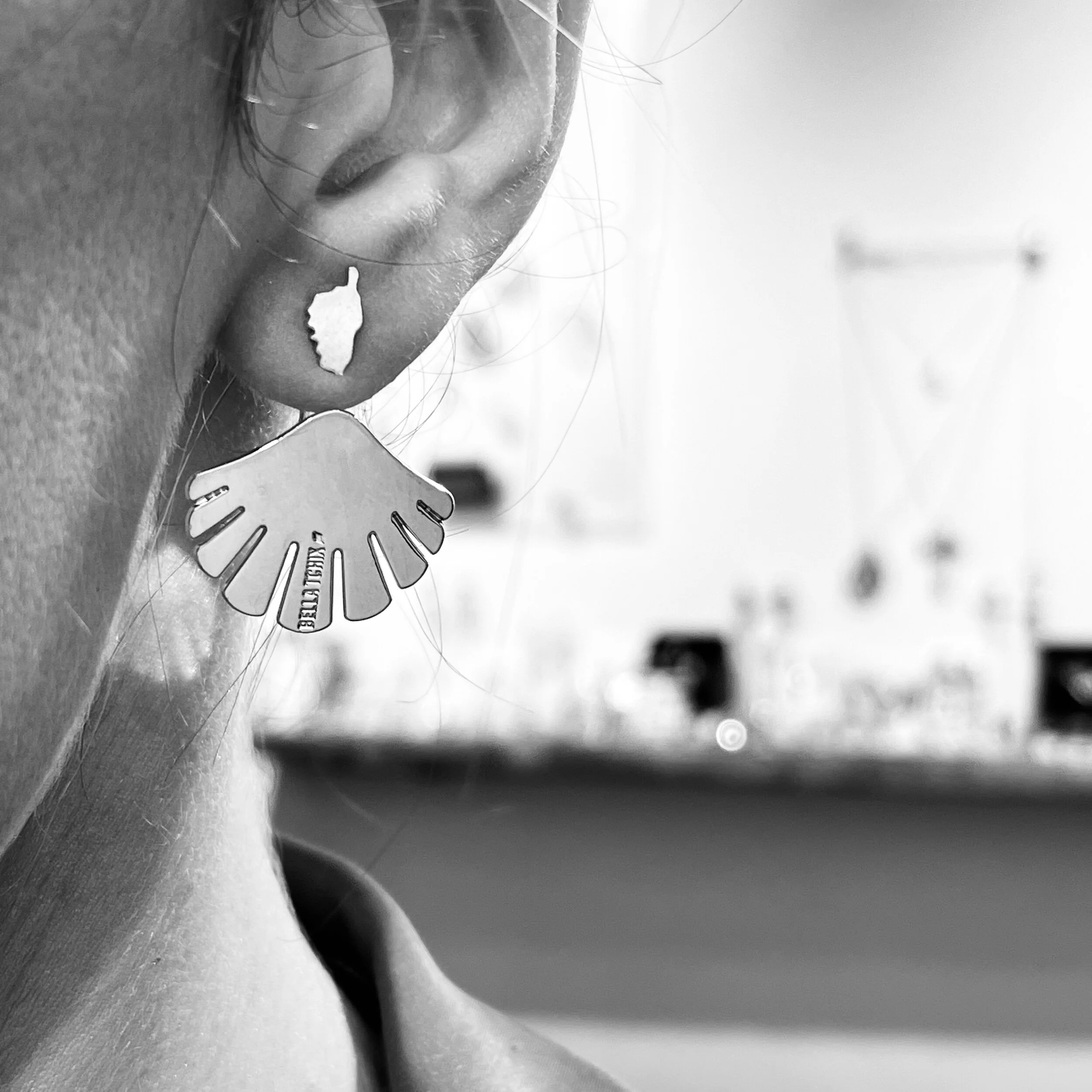 8A66B5D4-3002-4B70-A4A2-98A631C5640A