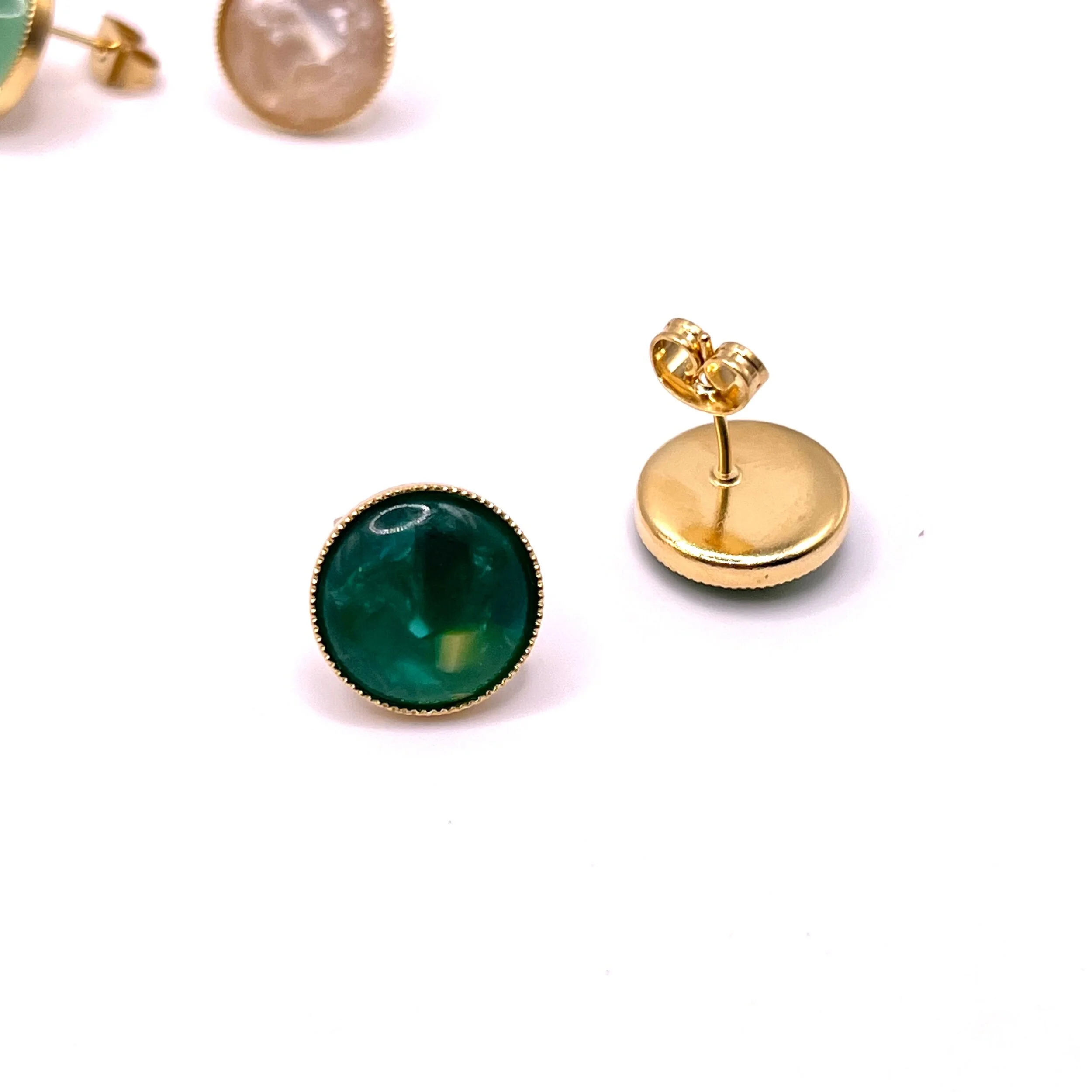 3BE23662-7011-4F61-8B81-F0A98A0B93C0