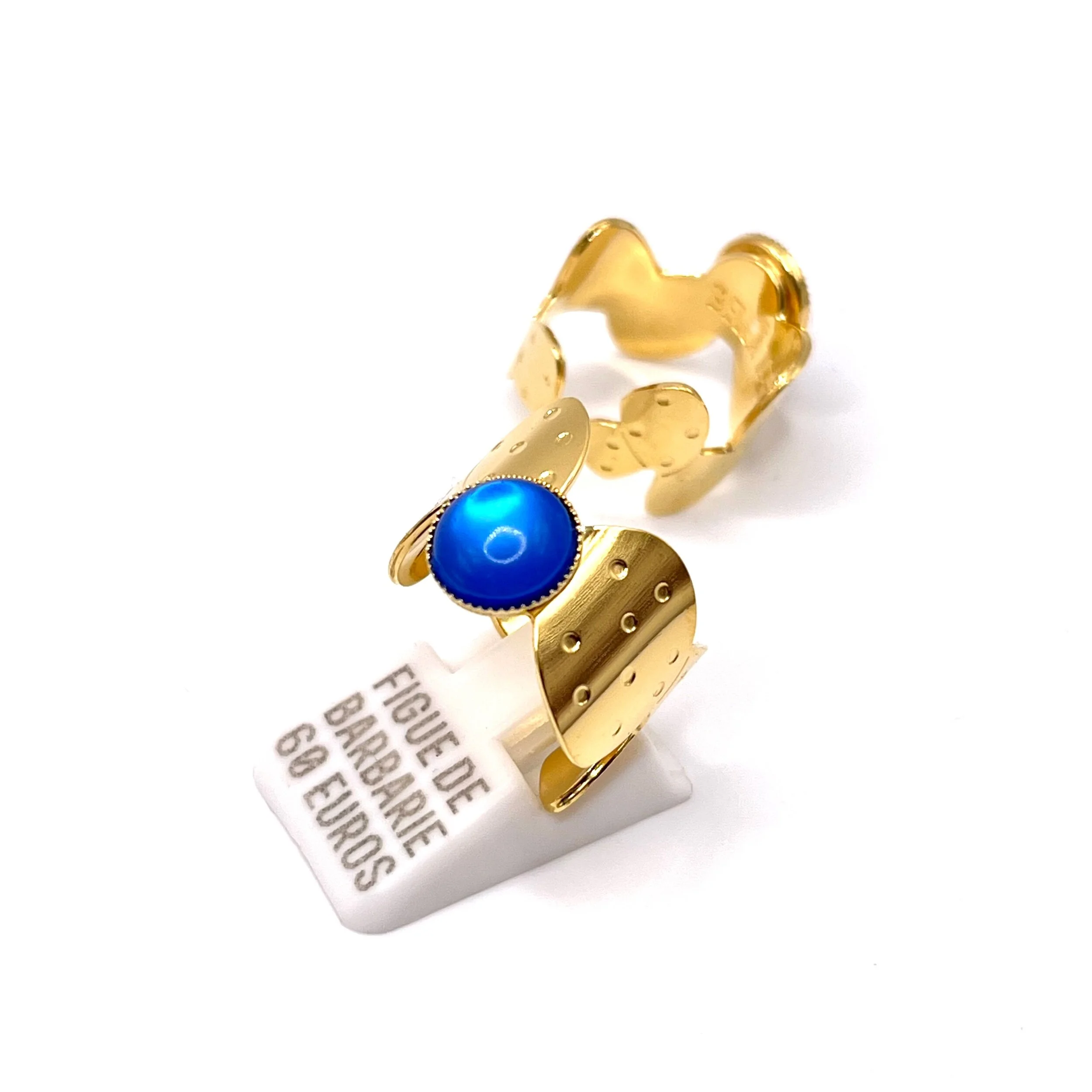 FCD58D73-28DA-48C6-BC15-27FA84AA6A86