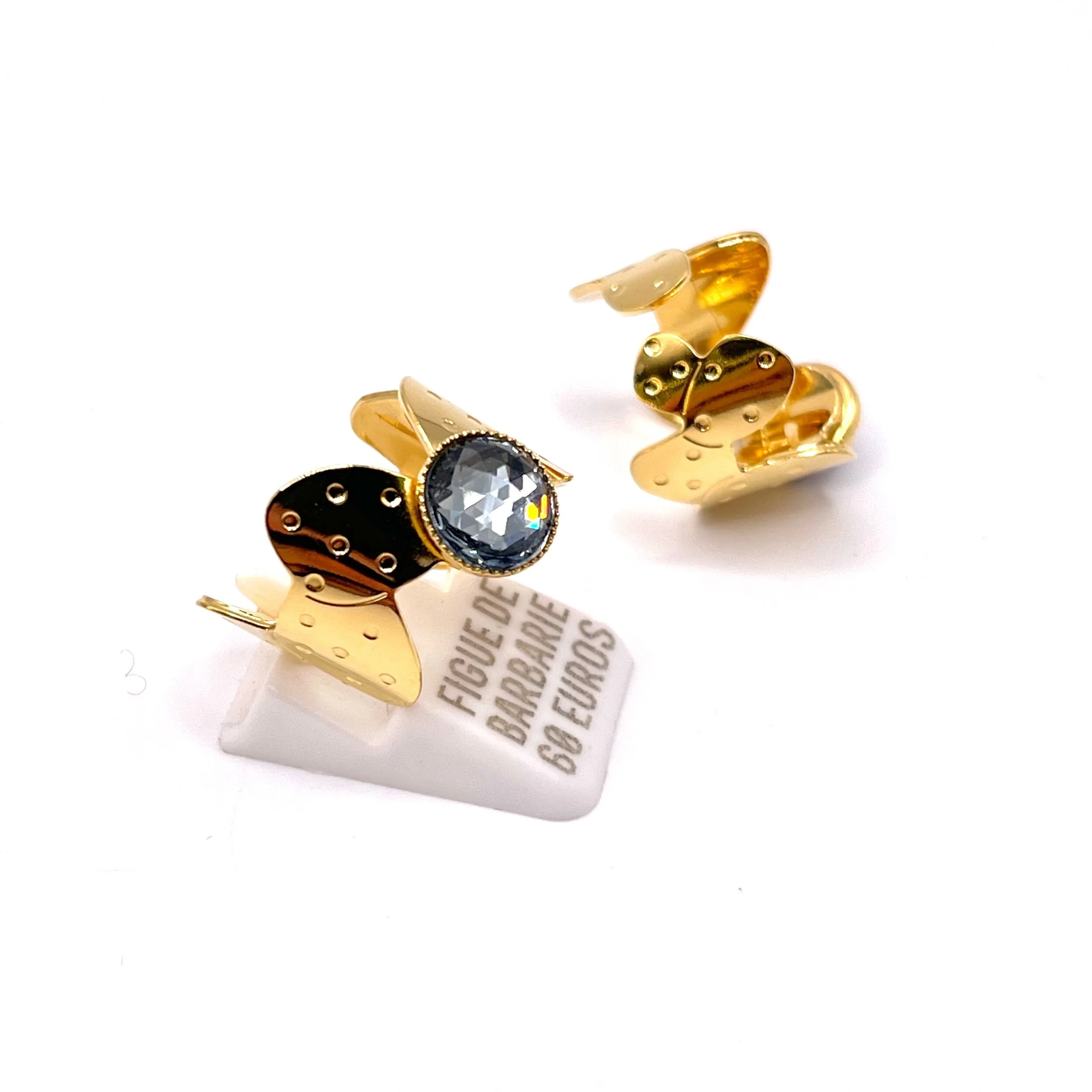 4E1BCB6E-2CE6-4241-8AE5-C34E9918E2E5