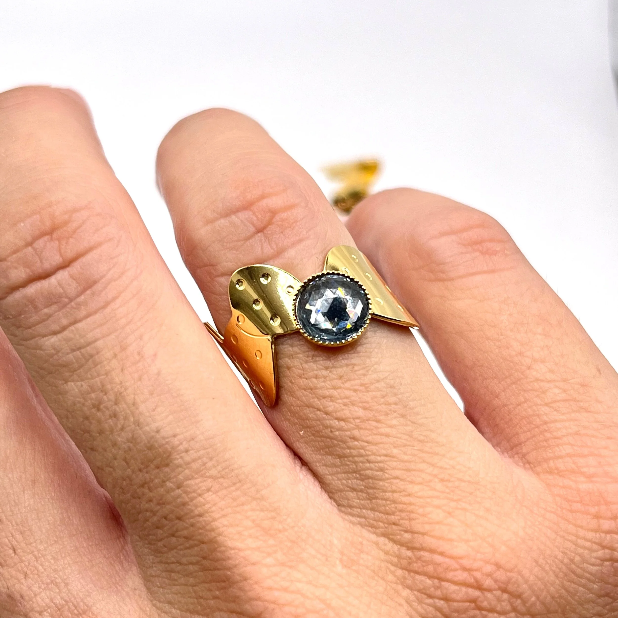 EC94EBD4-2FE0-4CDD-9A35-692AE490F435