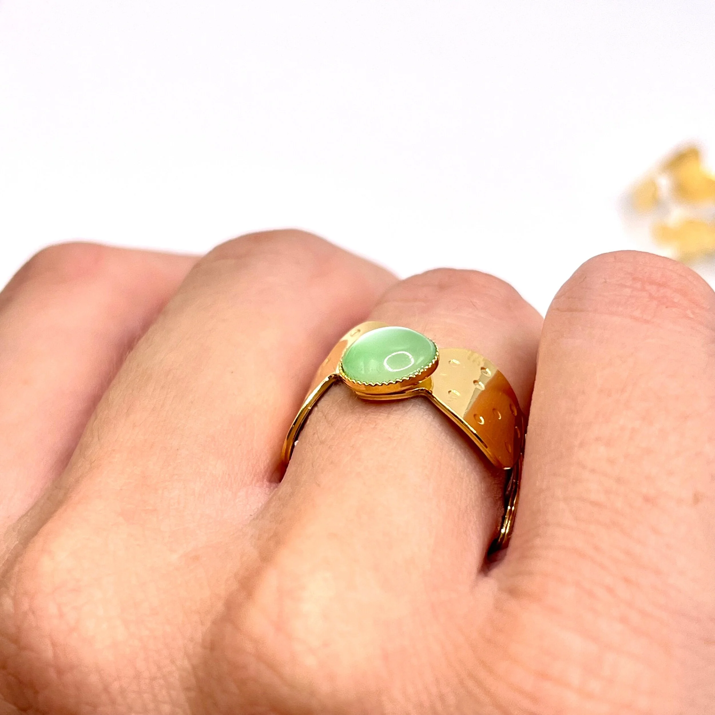 9F3F13A2-FA45-4553-BEA7-459879BB5A9D