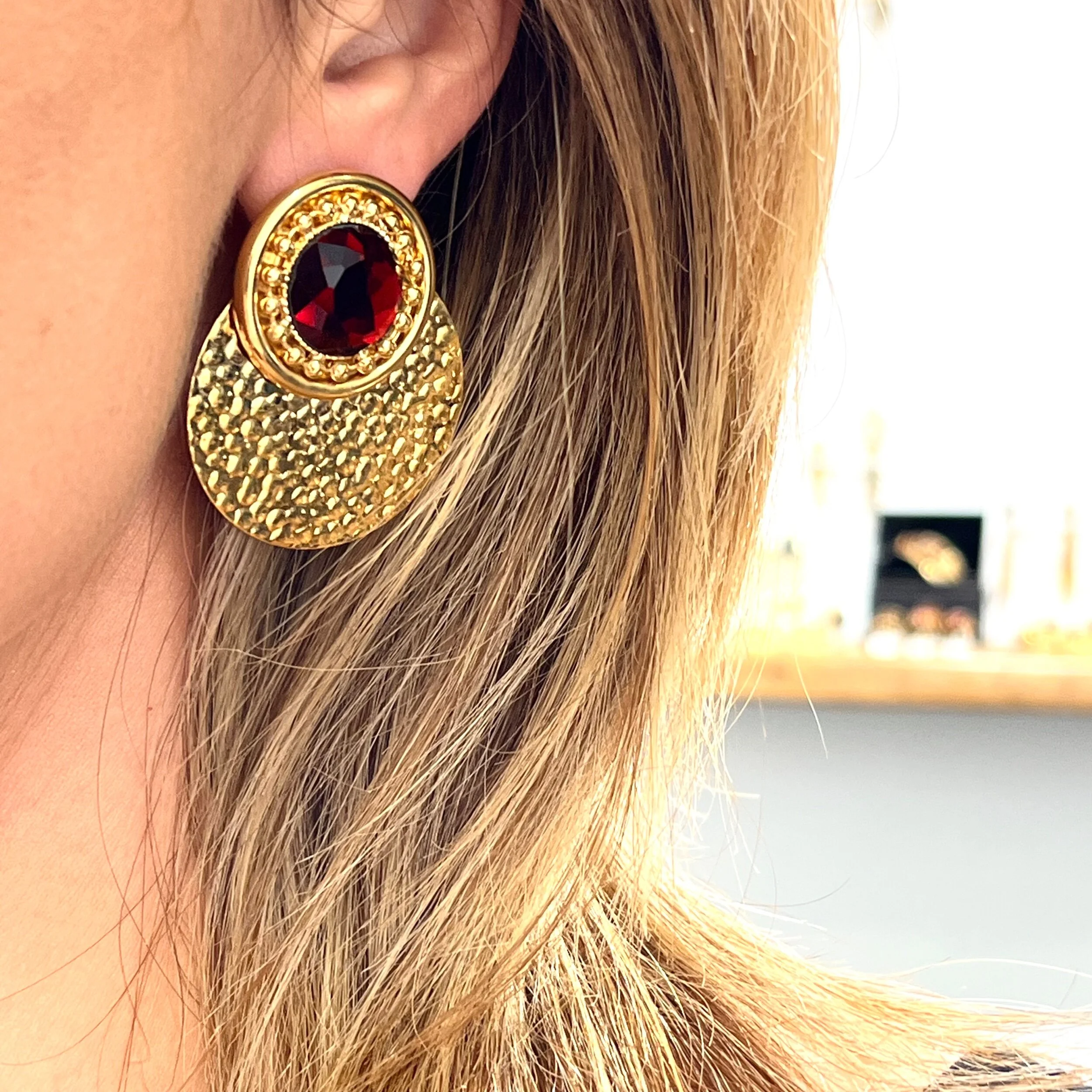 C6E08B83-07E0-4F6C-977D-EFCA82CE38E9