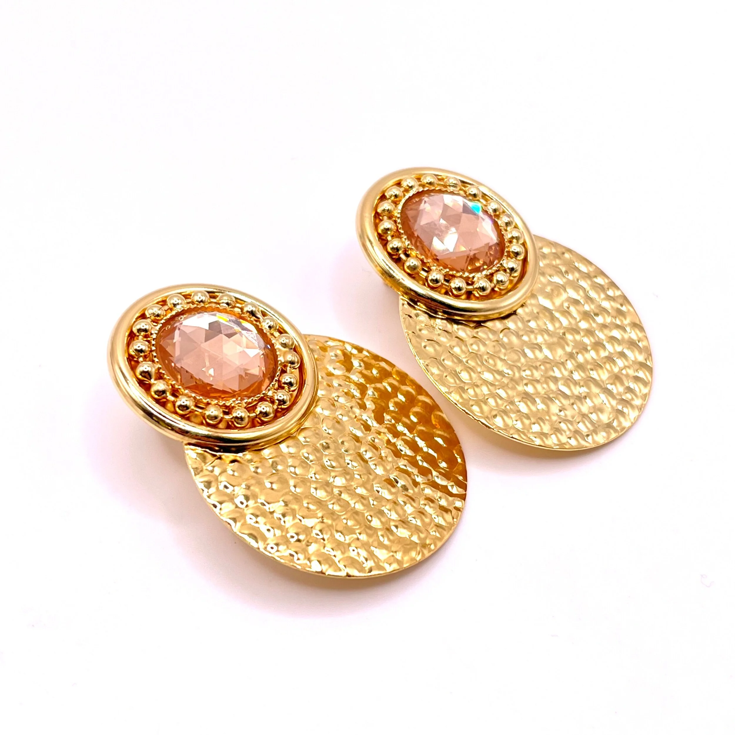 29E3928F-E5D4-43E4-BACA-CA5D43CA1EAF