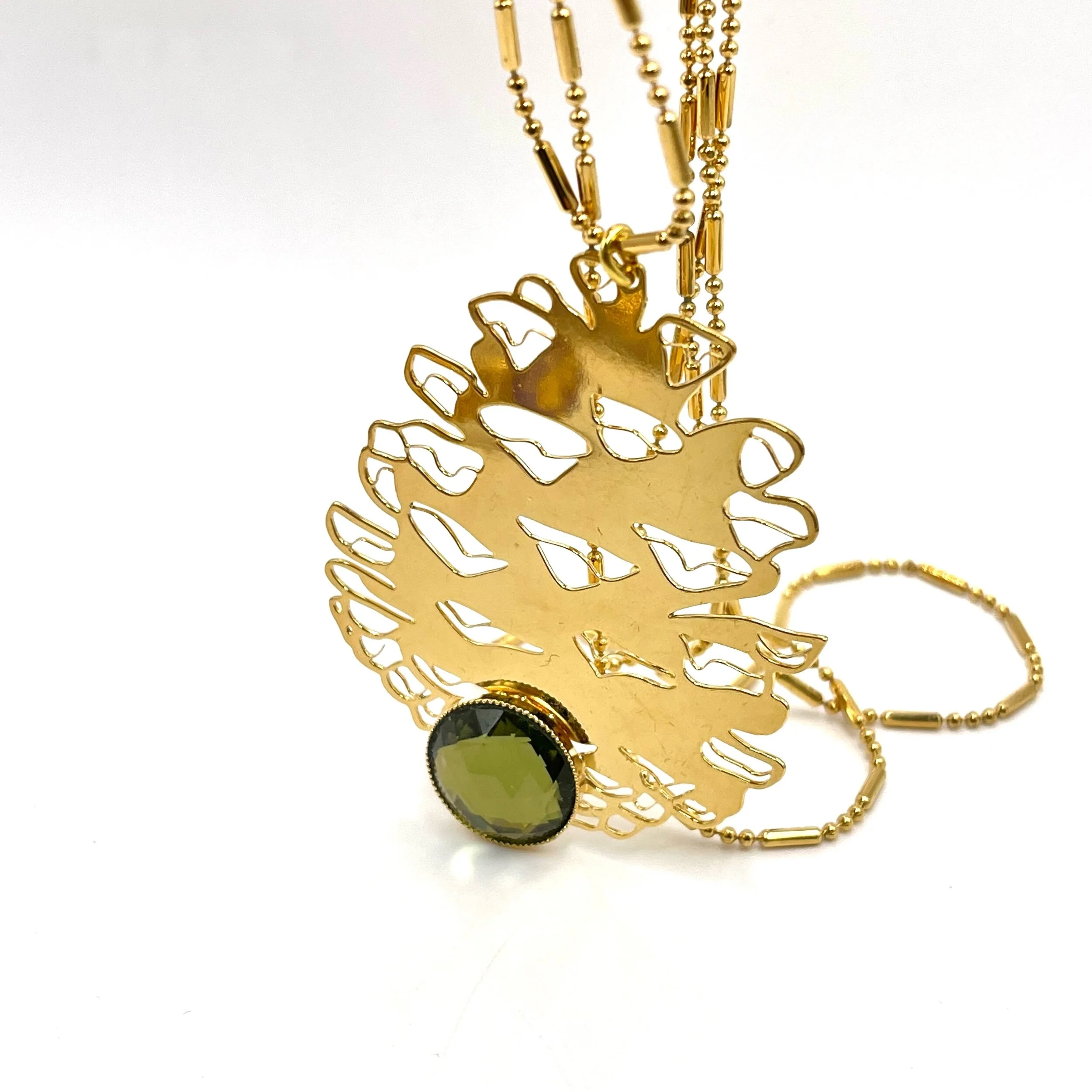 C5AB4E85-C1C8-4D71-A878-514930B5F113