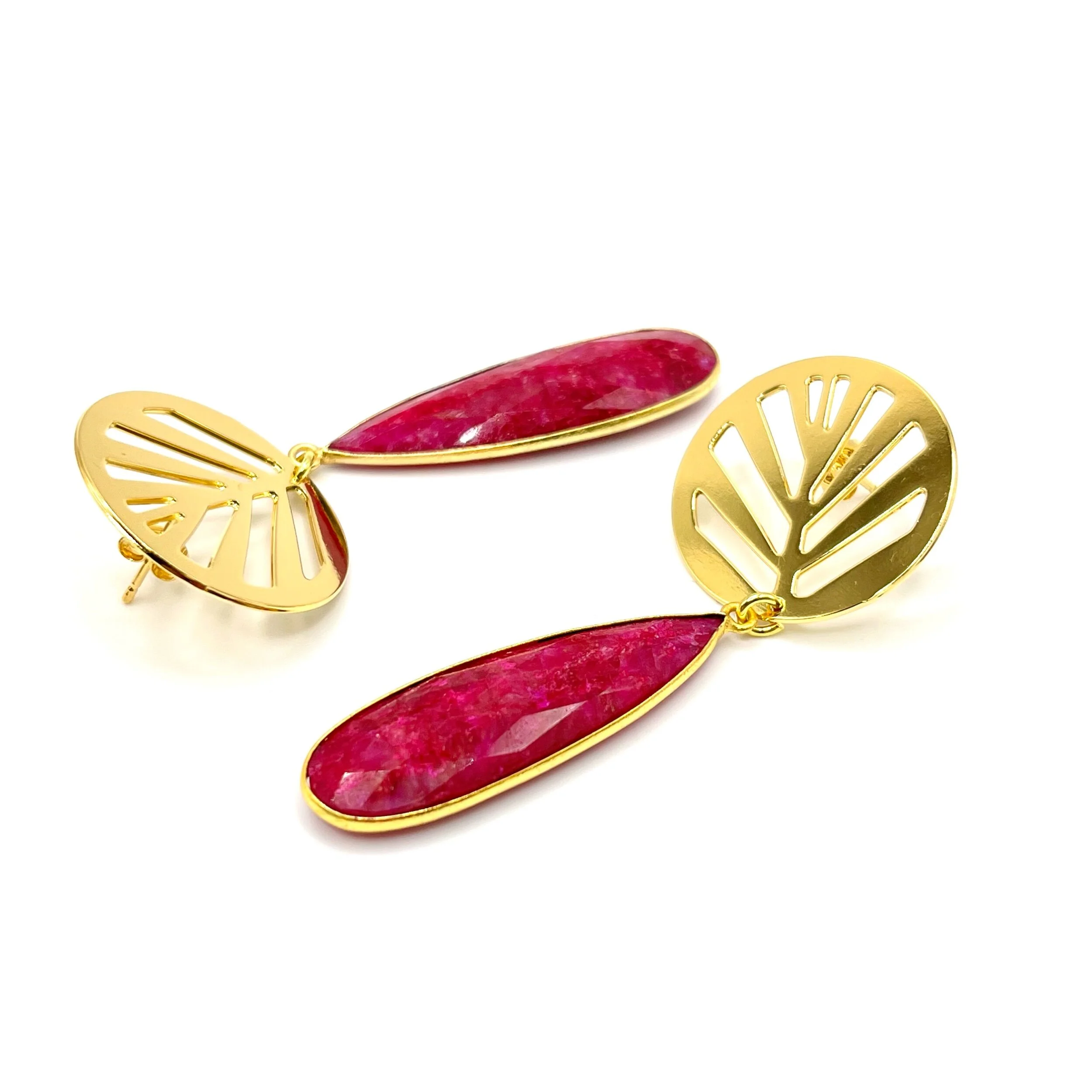 C76B2E4E-1E4C-421E-927F-05663B04A744