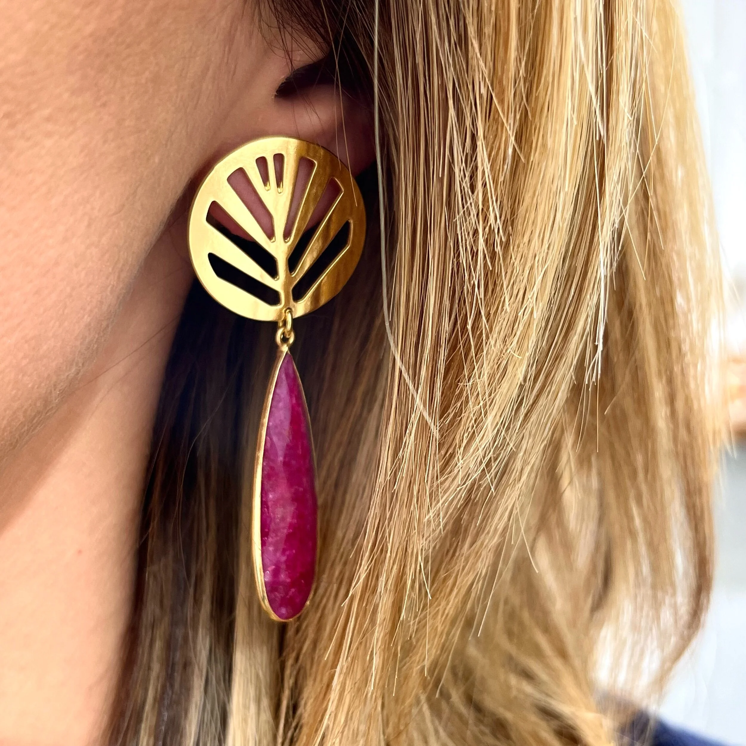 FBEC4906-9F18-4210-B113-D4DD9BBE3467