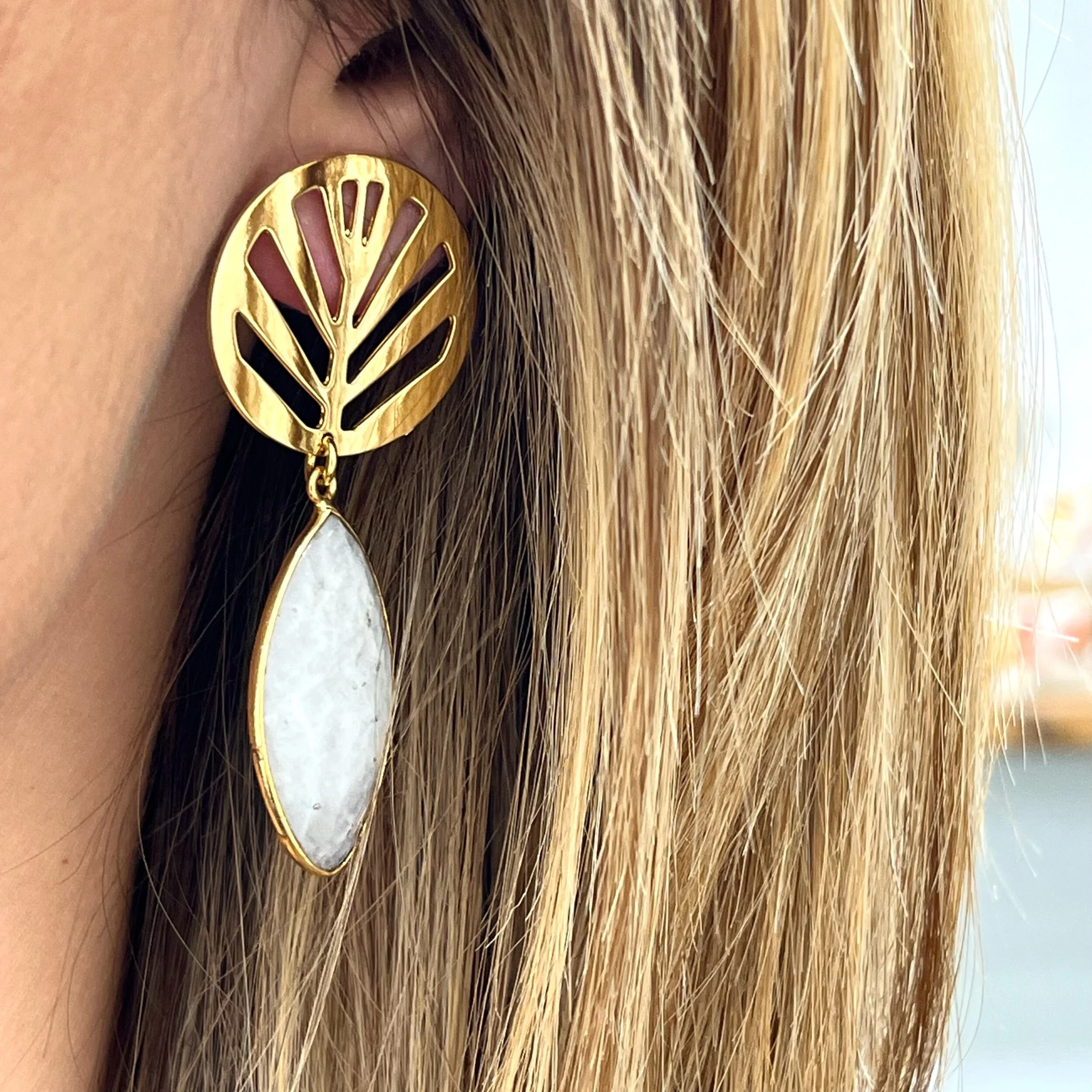 938AA511-47A8-4E02-8281-EC1FDD4C59E3