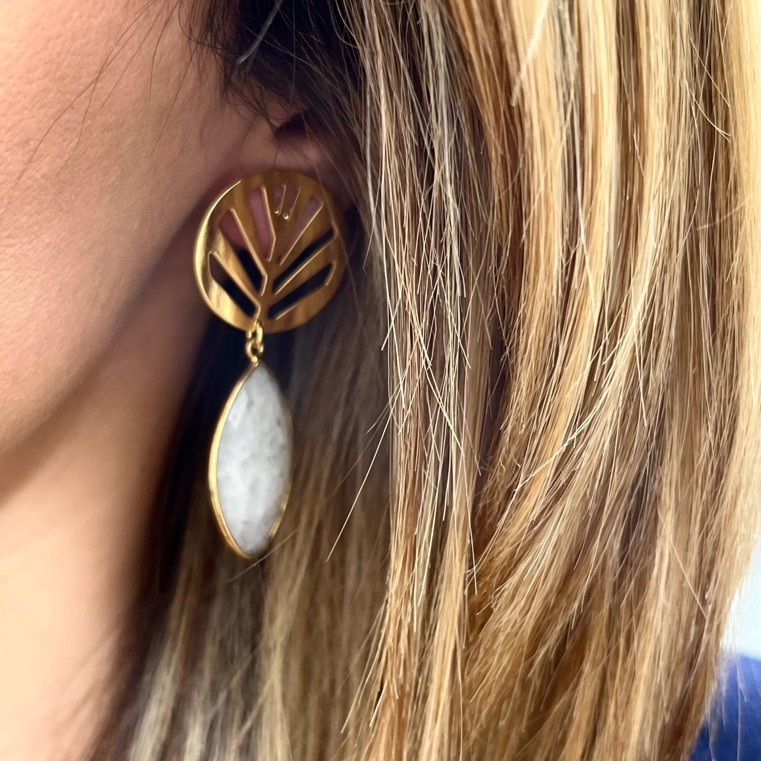 9F6156AC-5B2F-4B22-9B63-AC70C26D1B6F