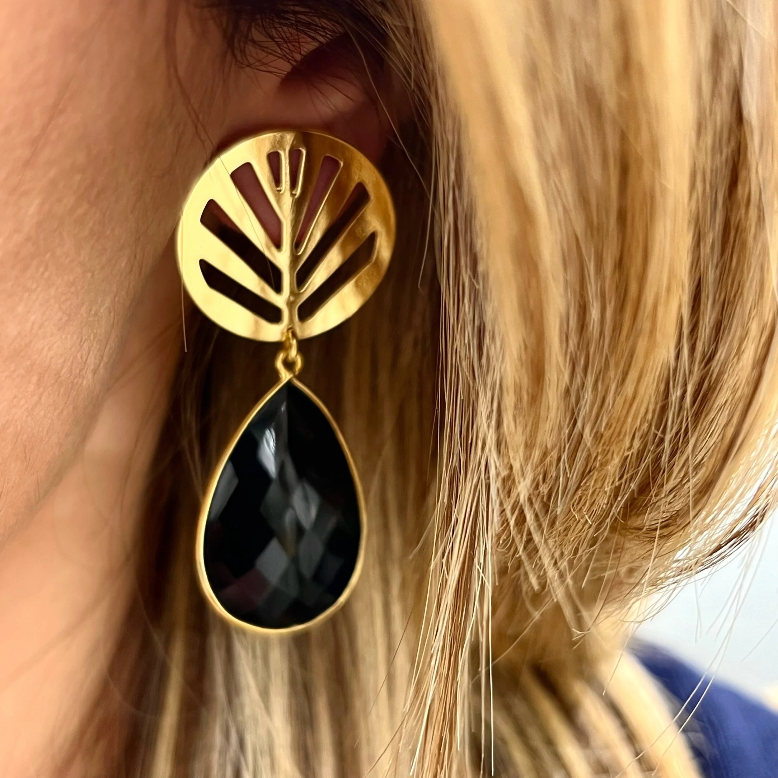 B0867FF1-62C0-4A92-890A-9B5FD46A5E2E