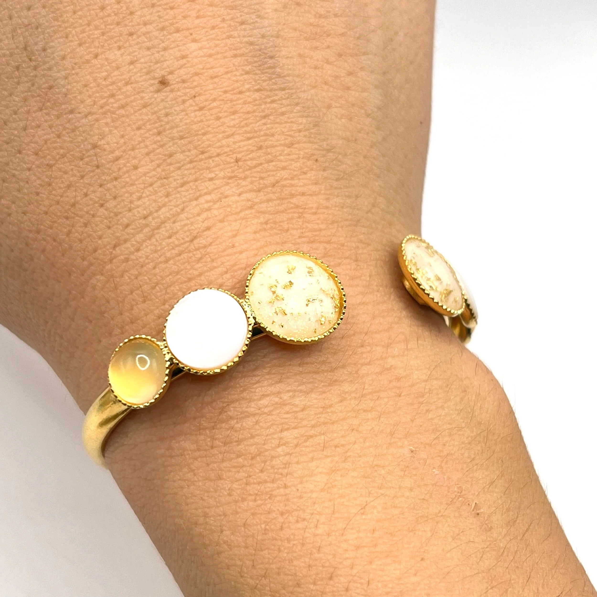 078DC4AA-A10C-4DED-AAAB-3BCB7F23B394