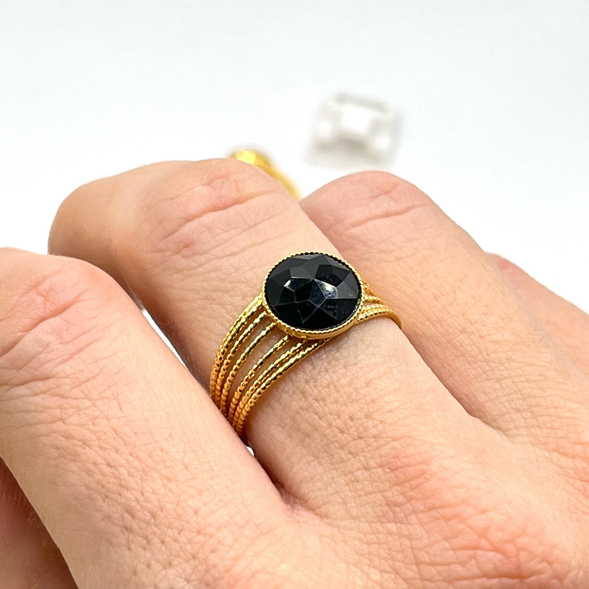 1C96B035-0A41-4468-91CF-02568CDB97B3