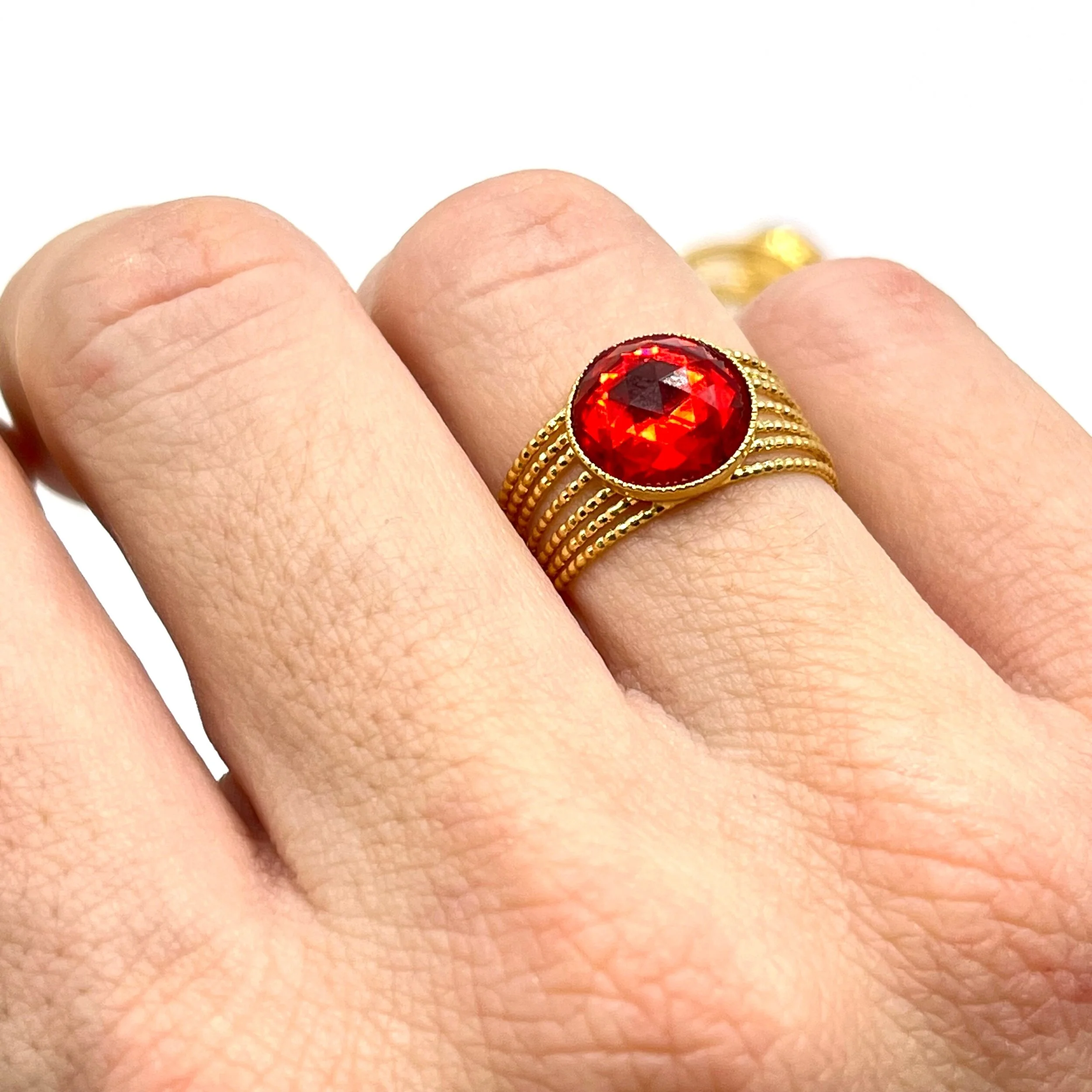 565BE26A-CDF8-4570-BB7B-1003F4A0D673