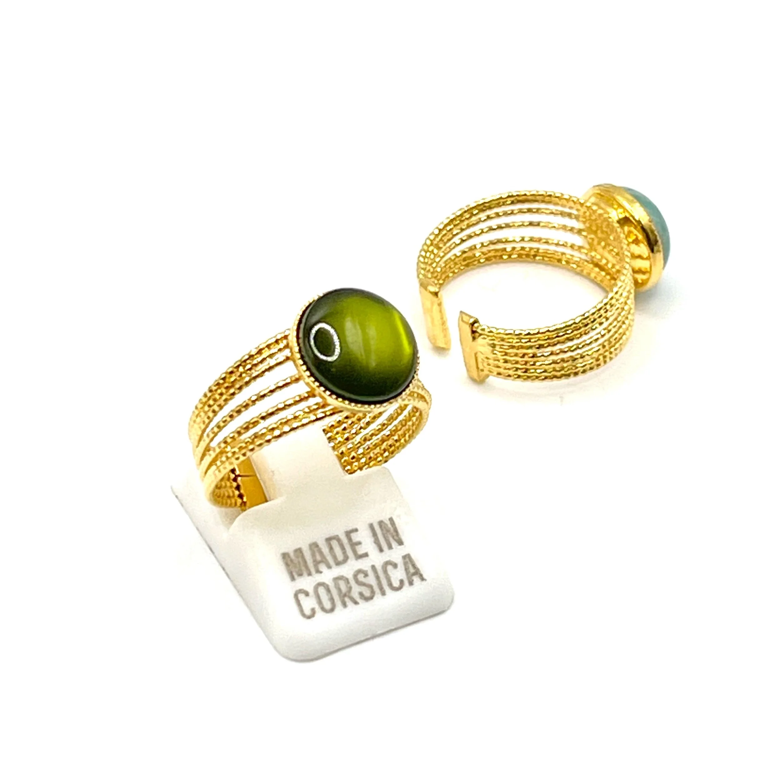 BA2FBE66-2D98-4405-A264-6A17151314F3