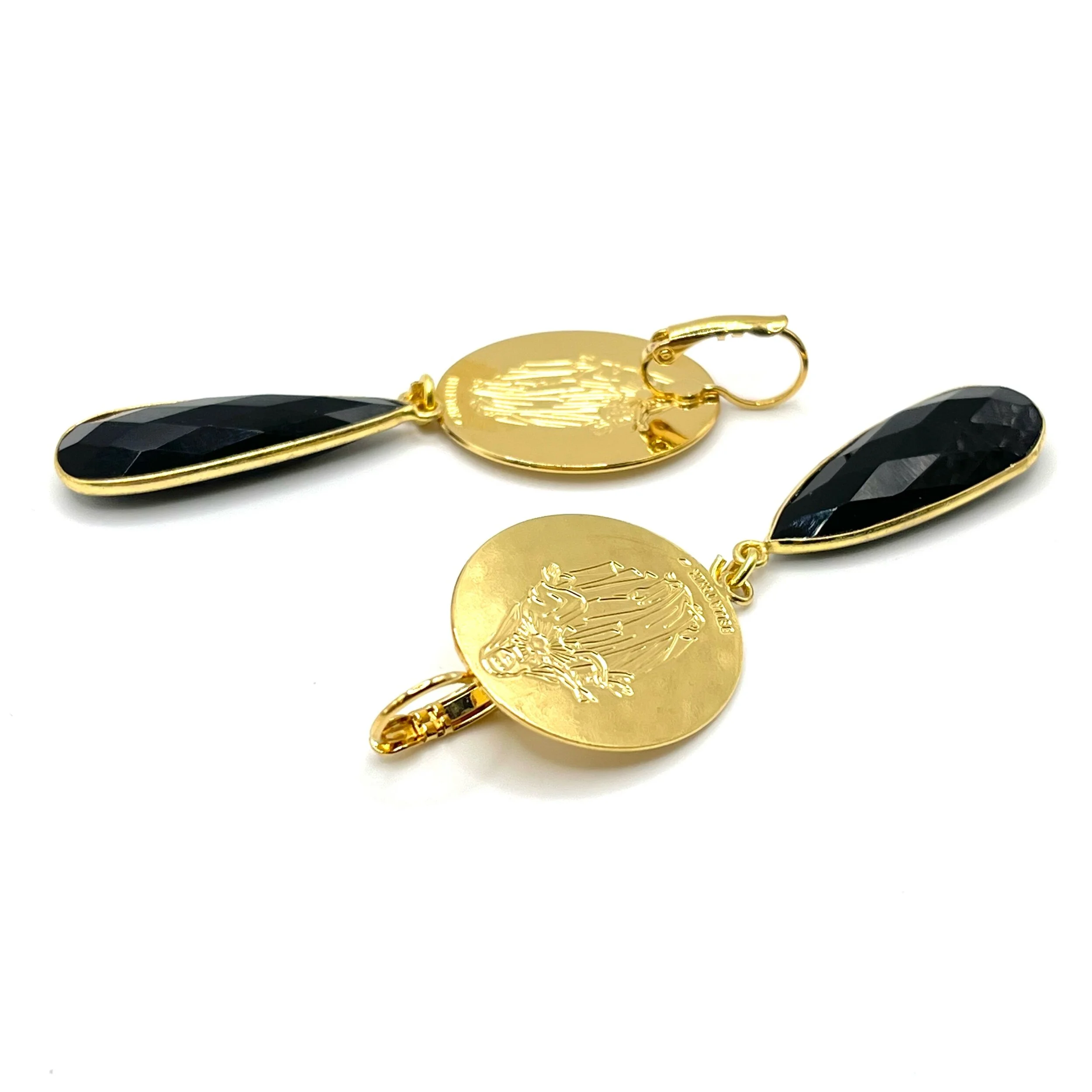 3522FC3D-CF5B-4C60-B2FD-724192F538DA