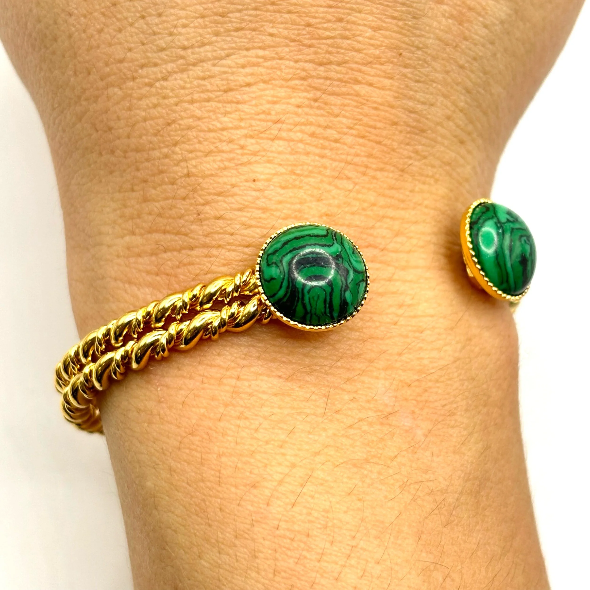 C27A8679-8F33-4186-BB37-1CD50B21390F