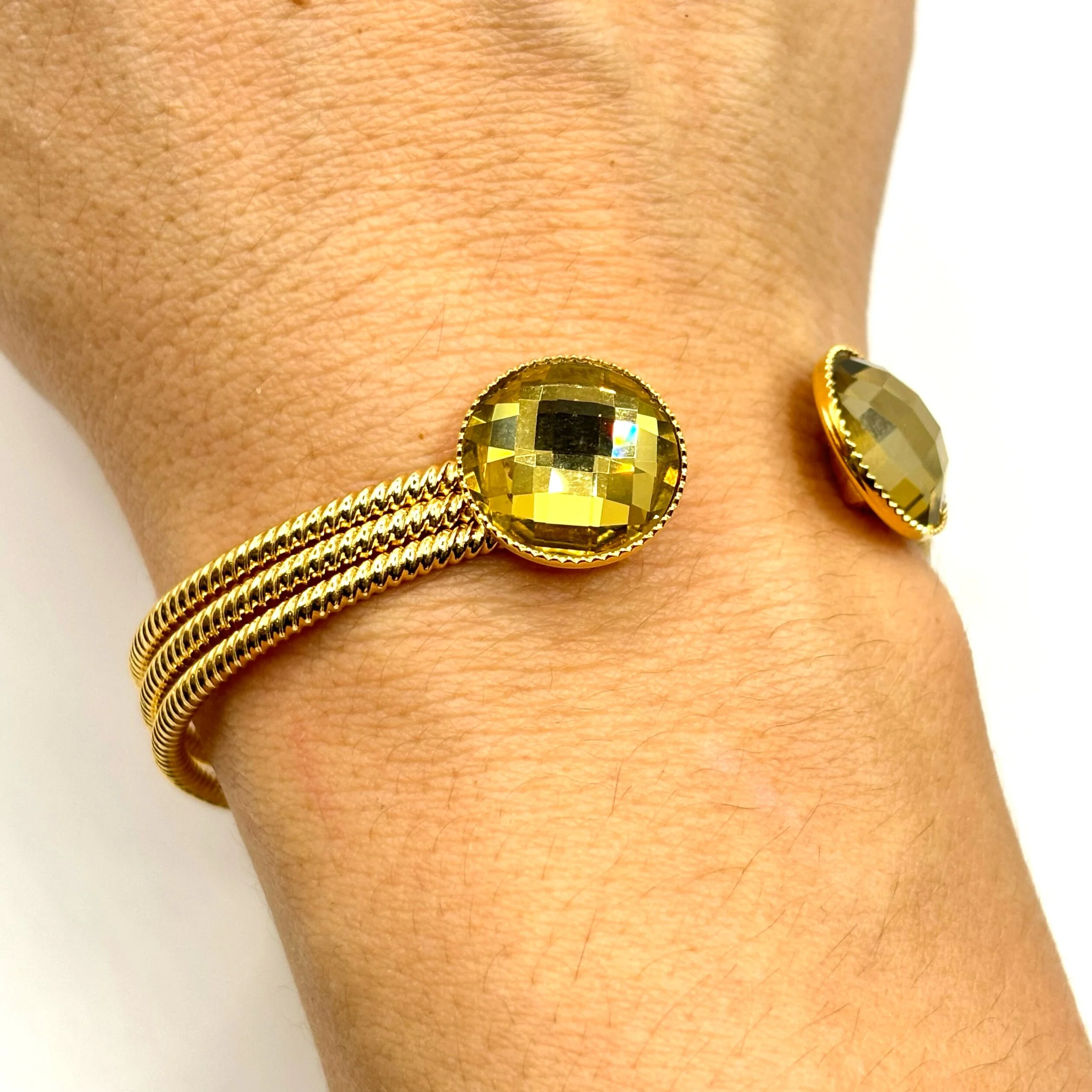 4B45FF7D-D8EC-4233-91EF-814E9F304DFF