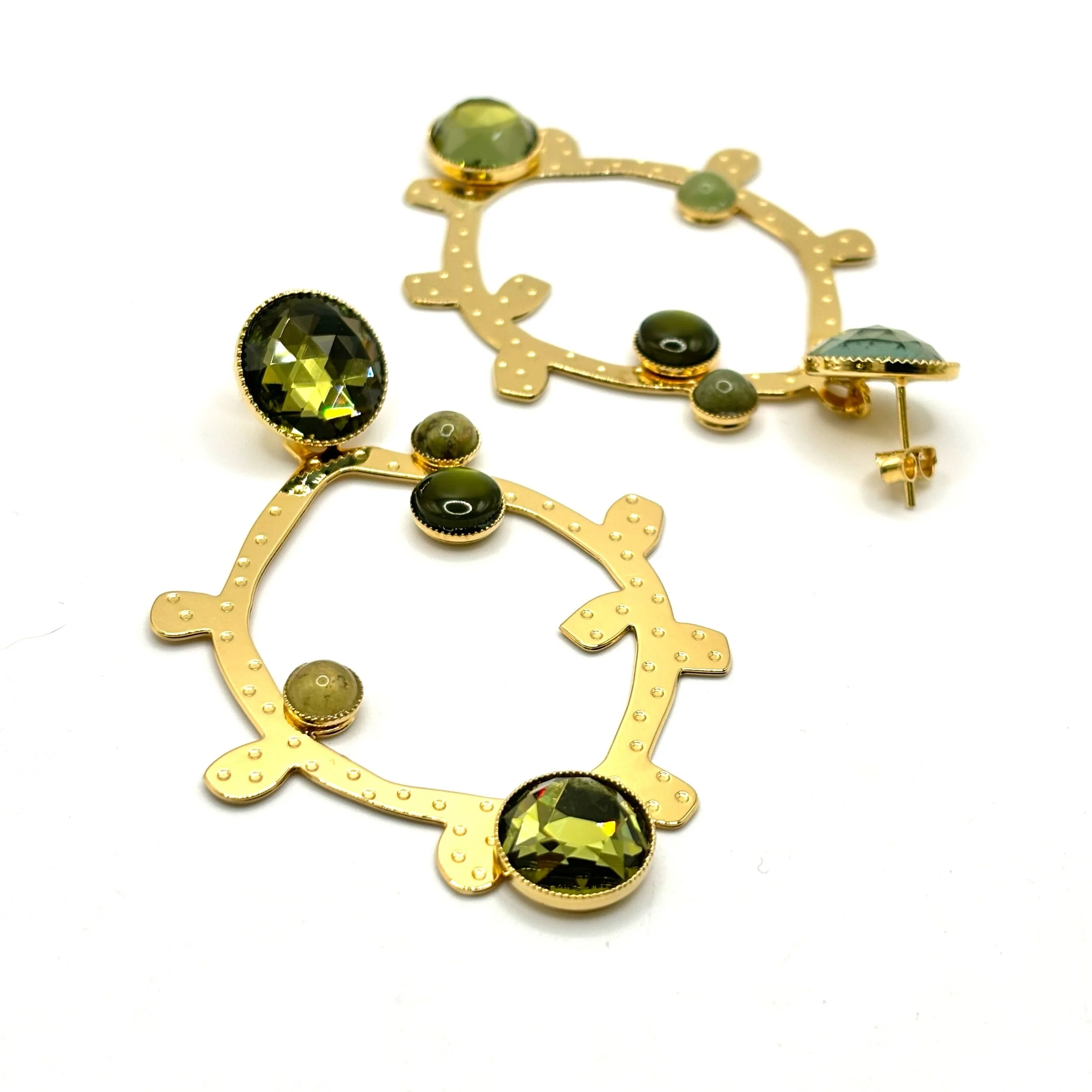 B97ABC9E-3013-419F-8880-58C8F8082CDC