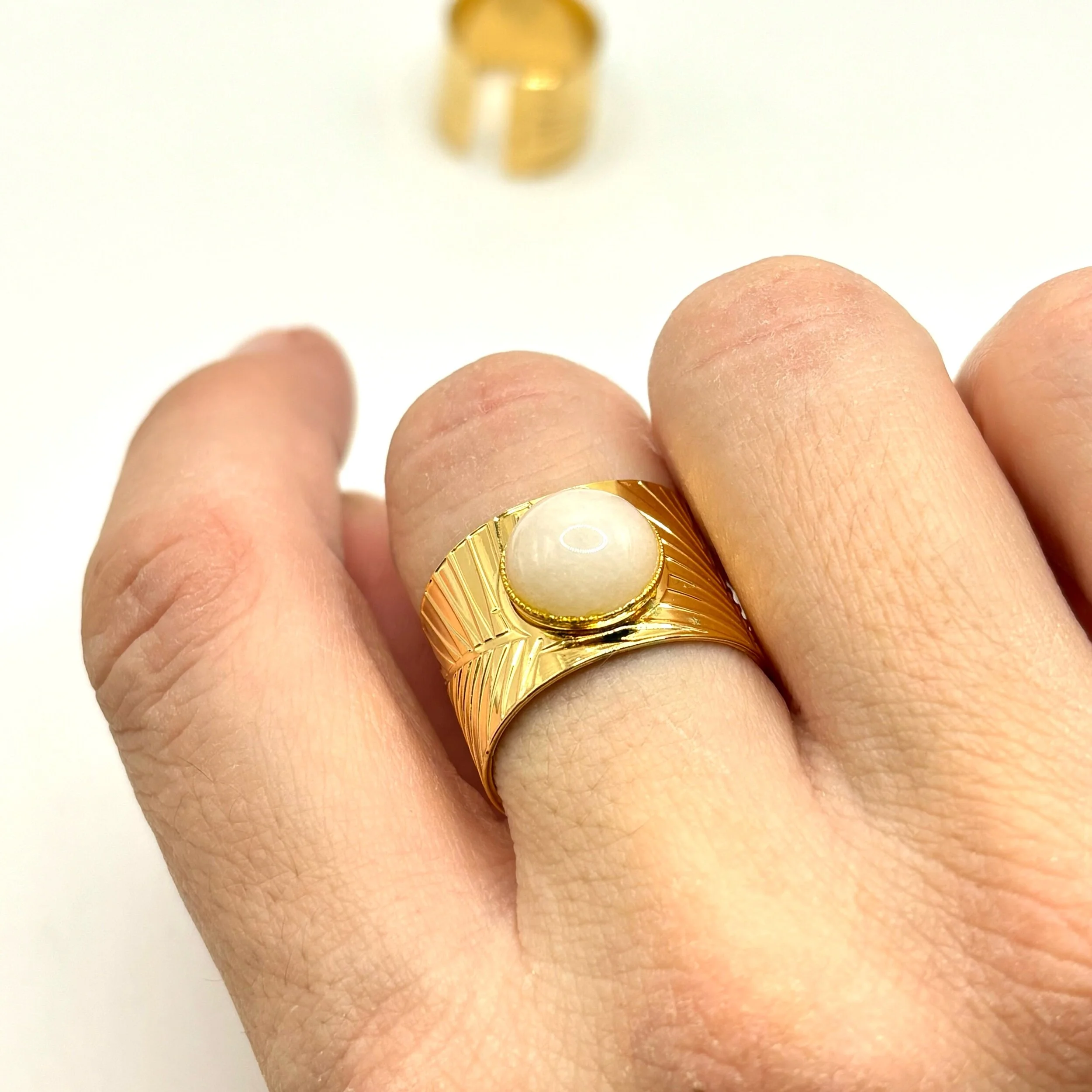 F2BFFB74-7FCA-4303-95D8-44F4D1867DB6