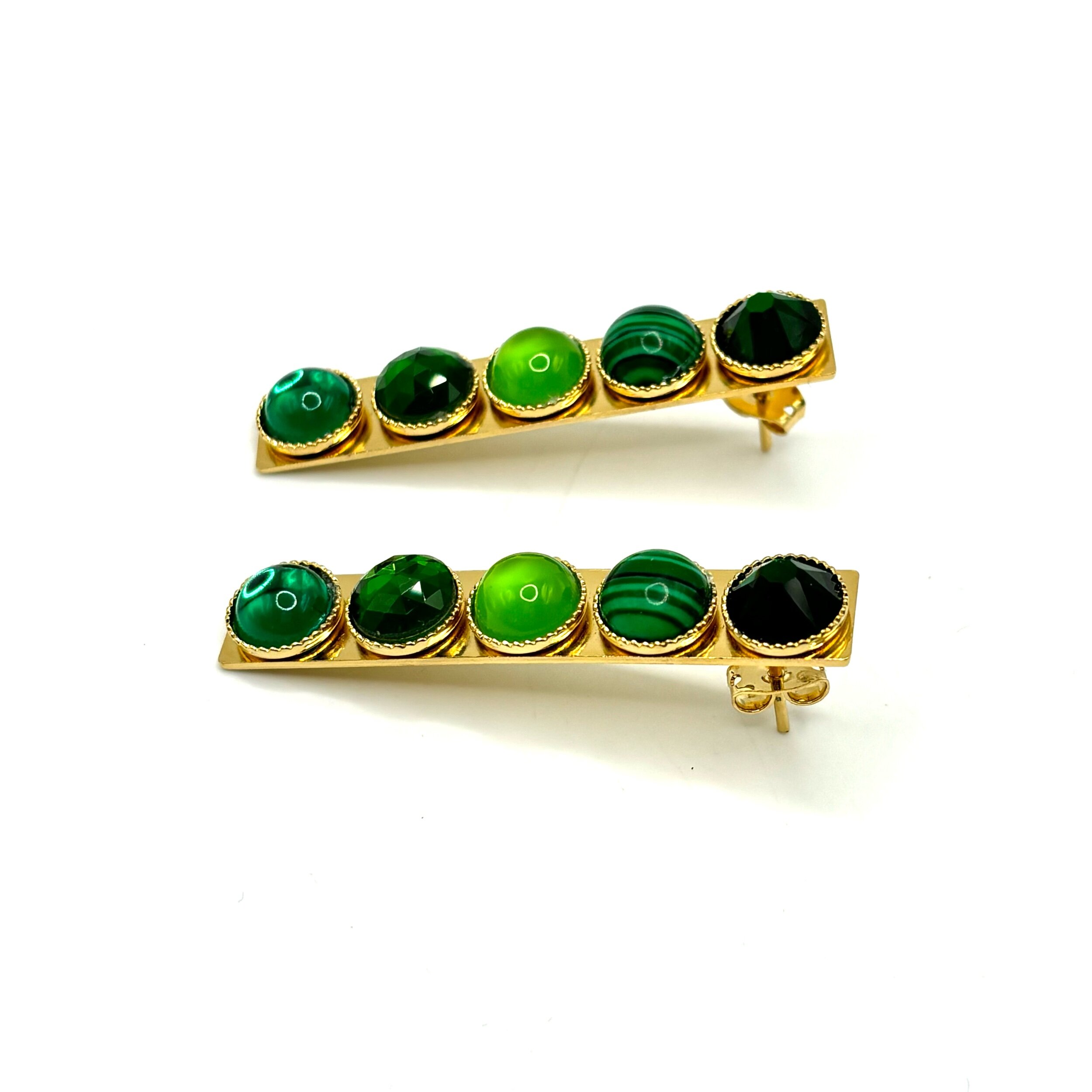 1E1063F1-4349-4353-8776-C9134CEB2E7B