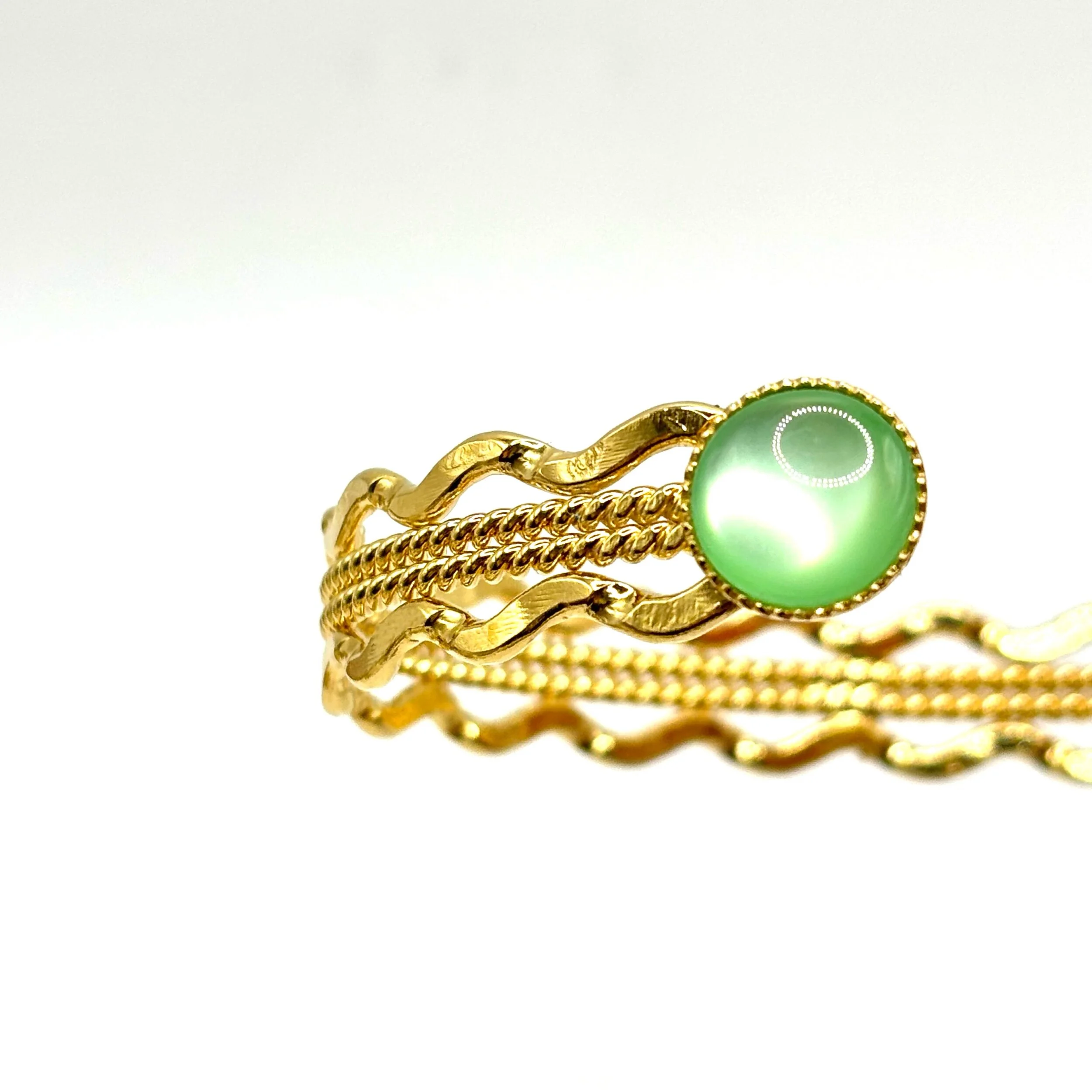 F4050B10-F1CC-45C8-8C85-061624E211D8