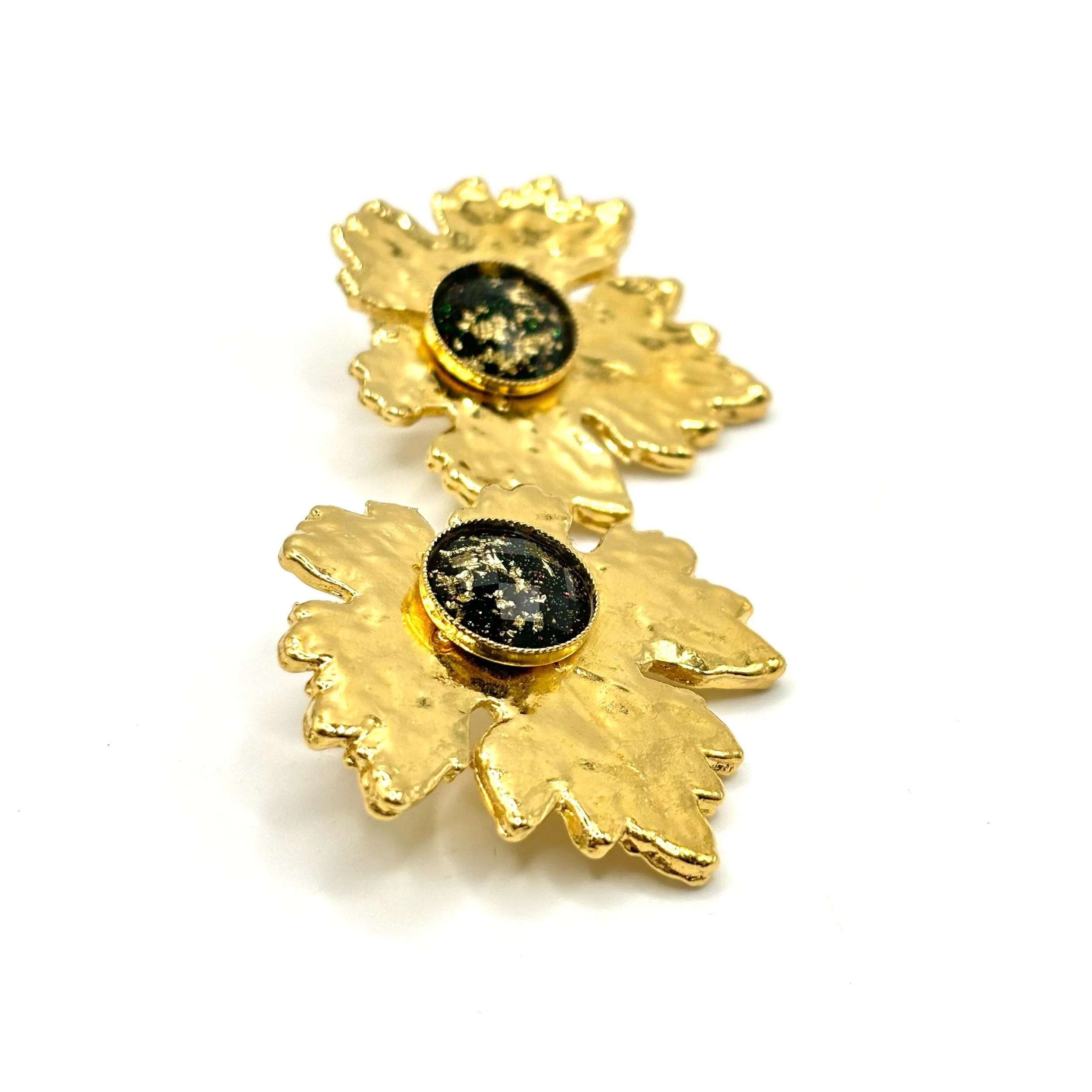 7FD081D6-8D89-48C3-80FC-7AC08CAD9107