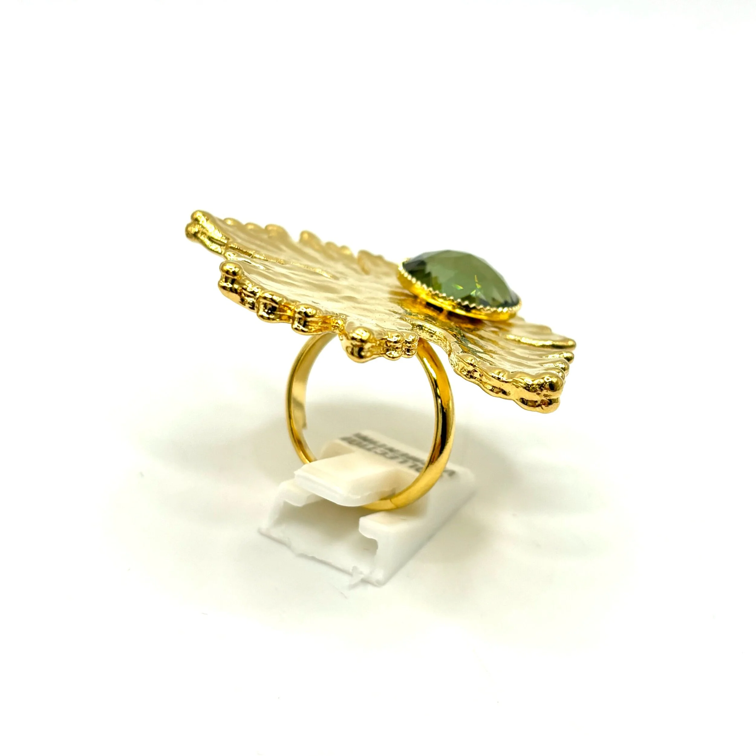 FAEBCD9C-63D5-46E3-A460-856F5E851C07