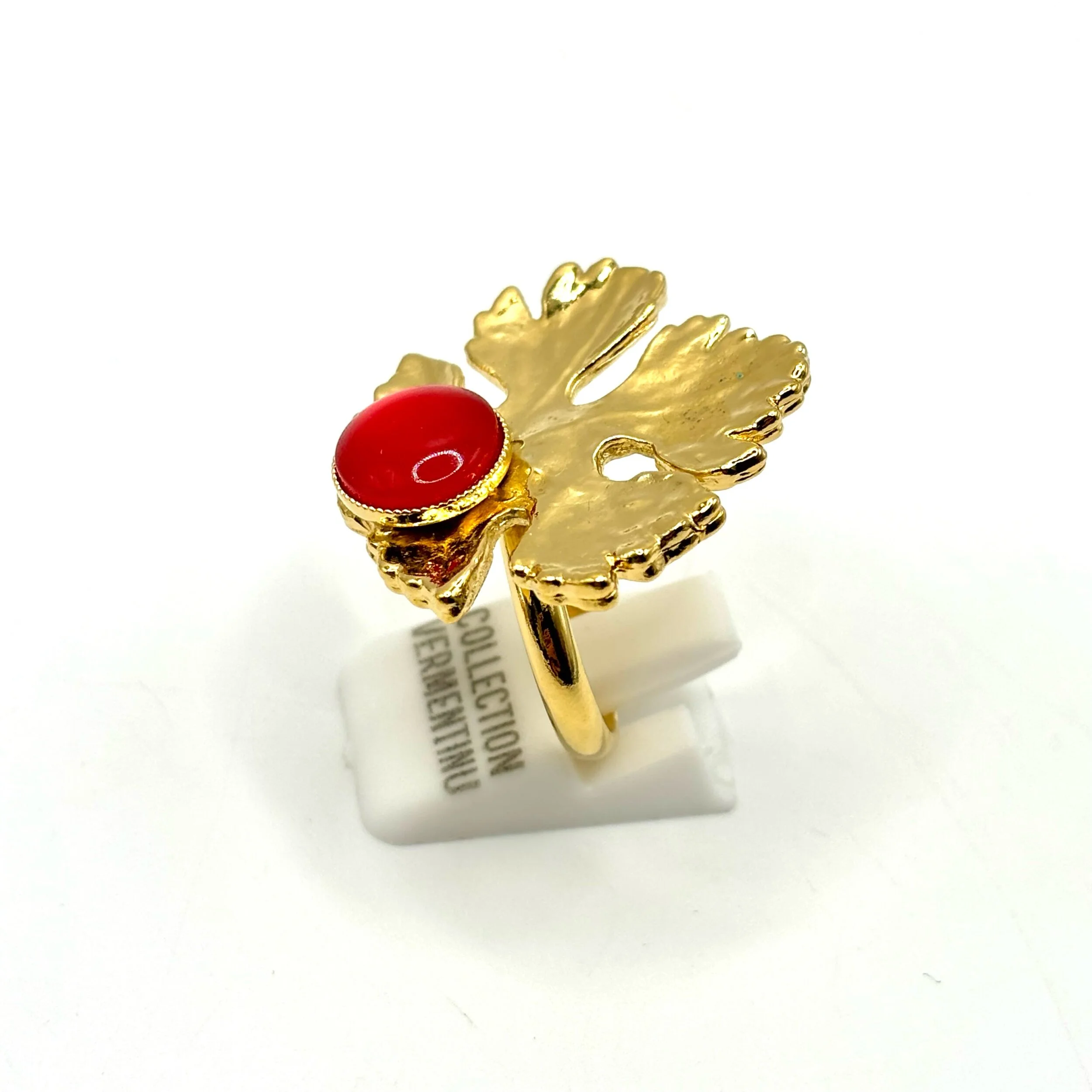 AEE26139-3E31-4D03-BE81-1A38571532A4