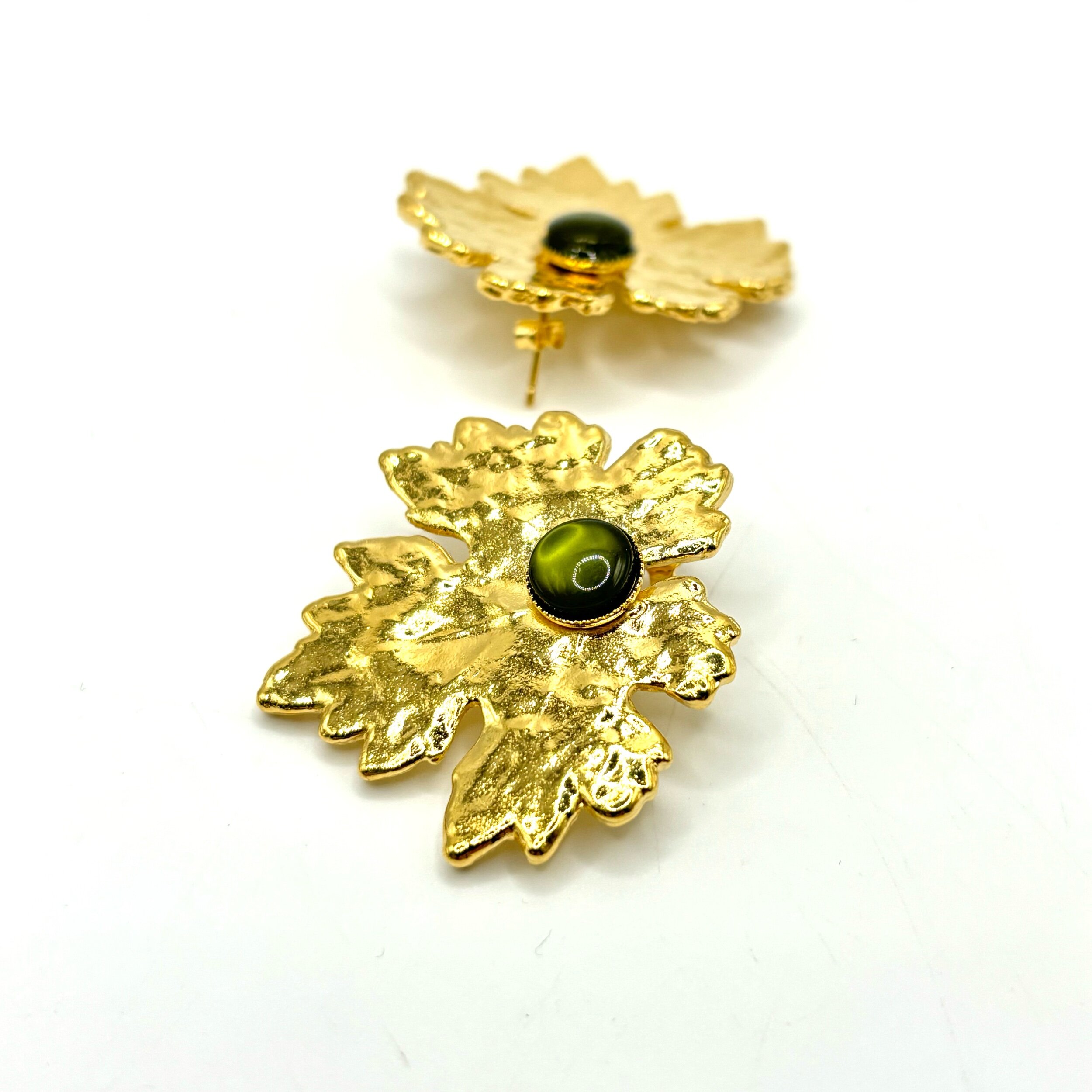 52ECE0F9-FE6E-47E2-94C0-D503A4C98B30