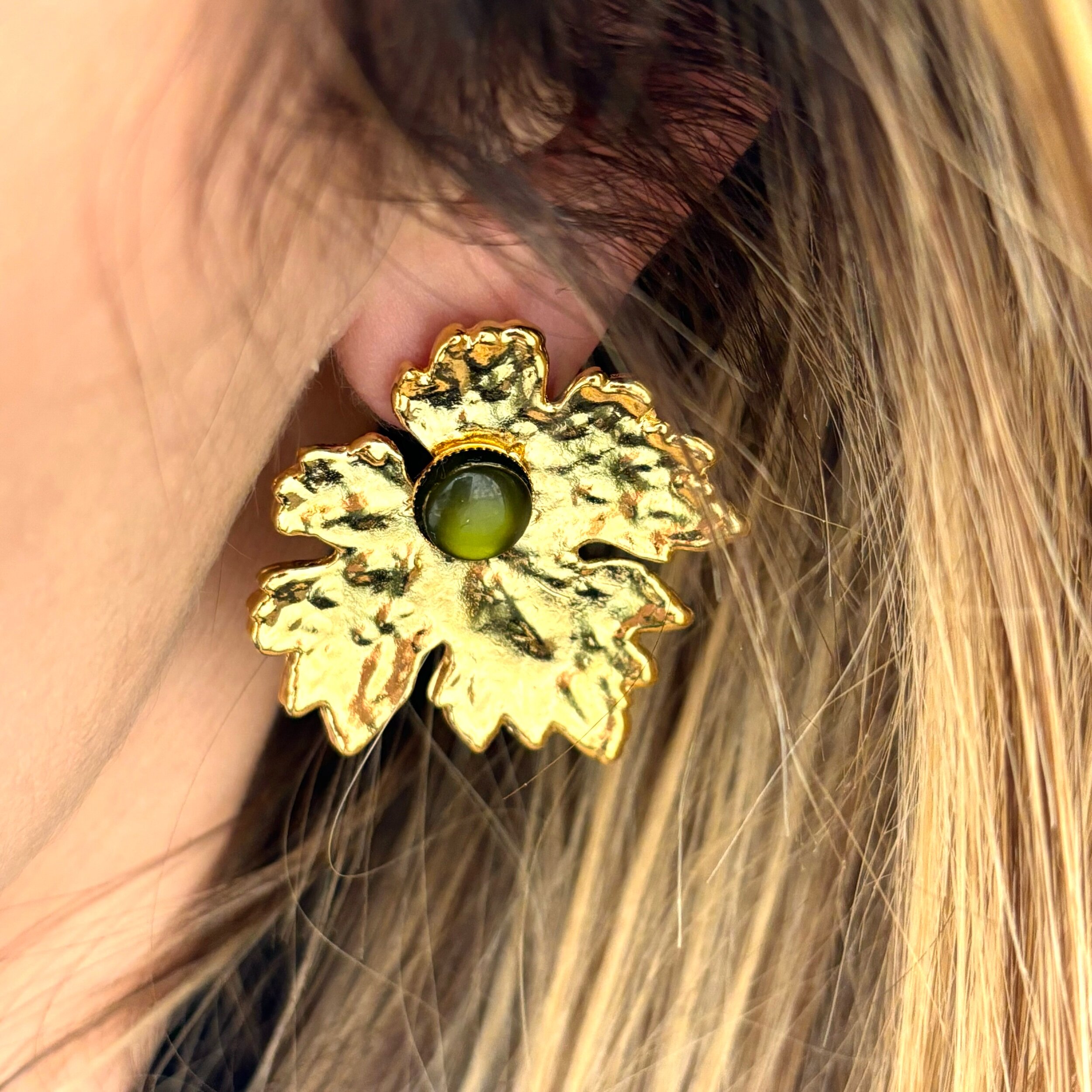 1BE4241C-496B-4A09-A5EE-EF4121E3440C