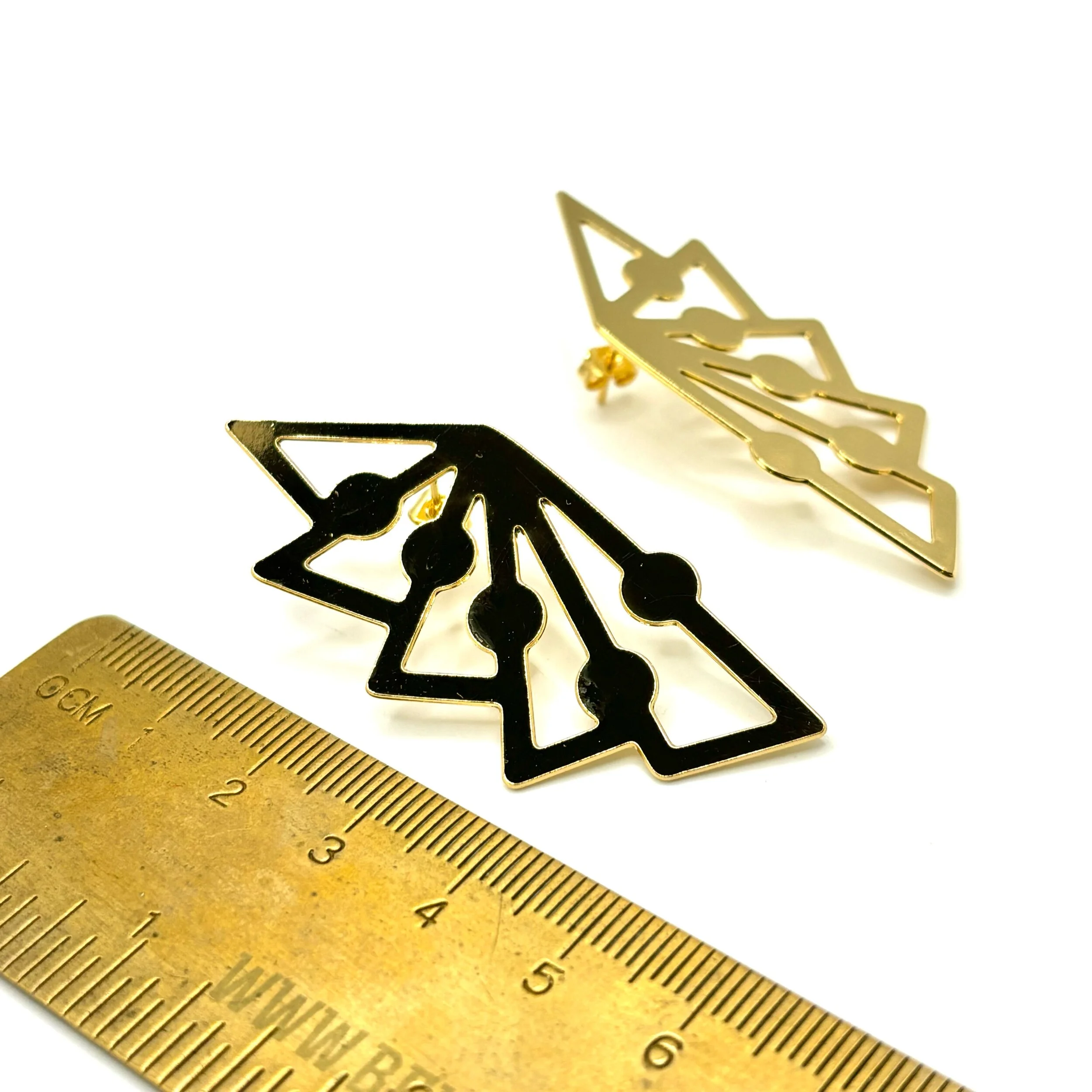 79FCB5C6-8CA3-4254-AC37-BE359493C286