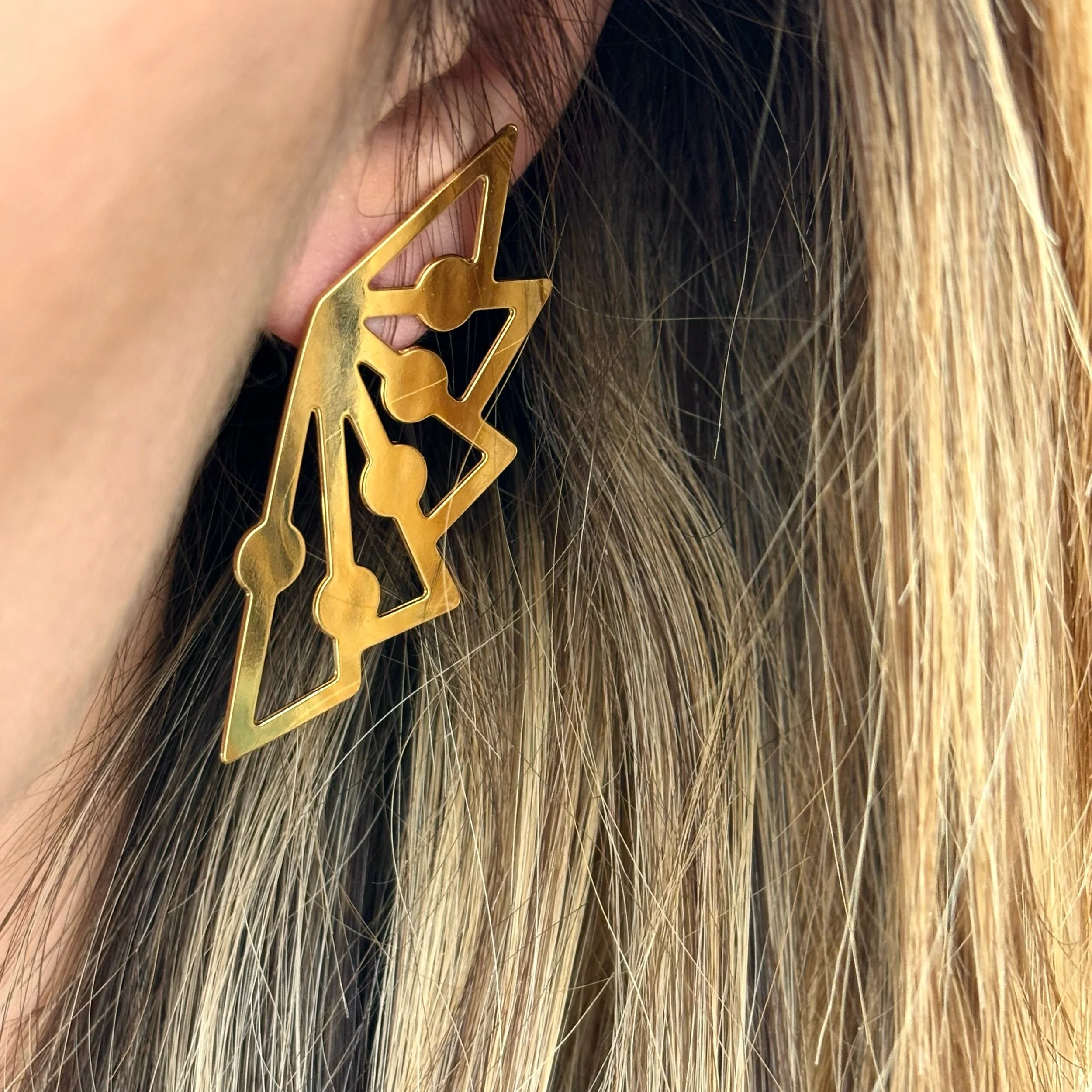 EDCD61CC-E753-478E-8043-5EEAD273961B