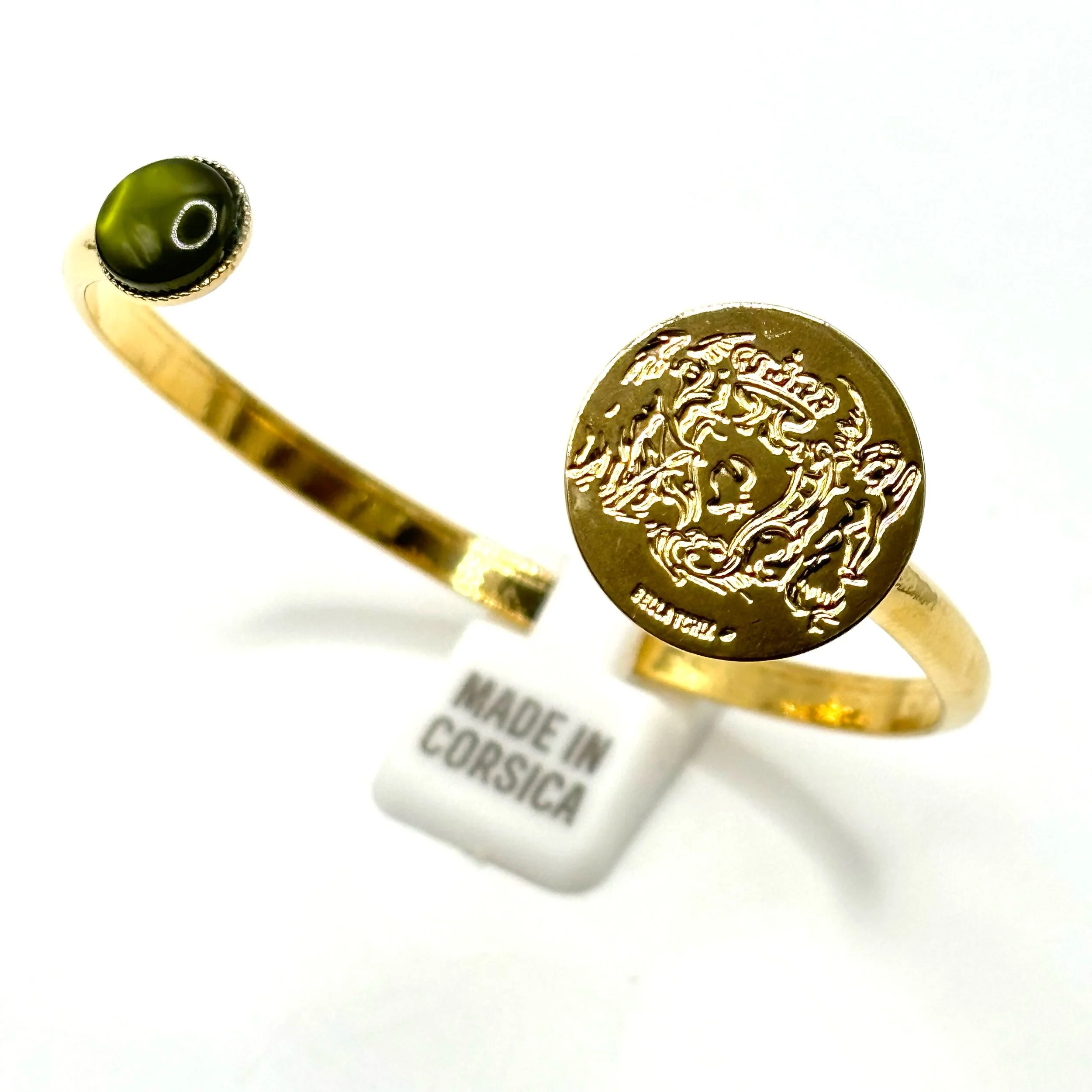 4DC53601-04C5-456F-934C-55E13F19F772