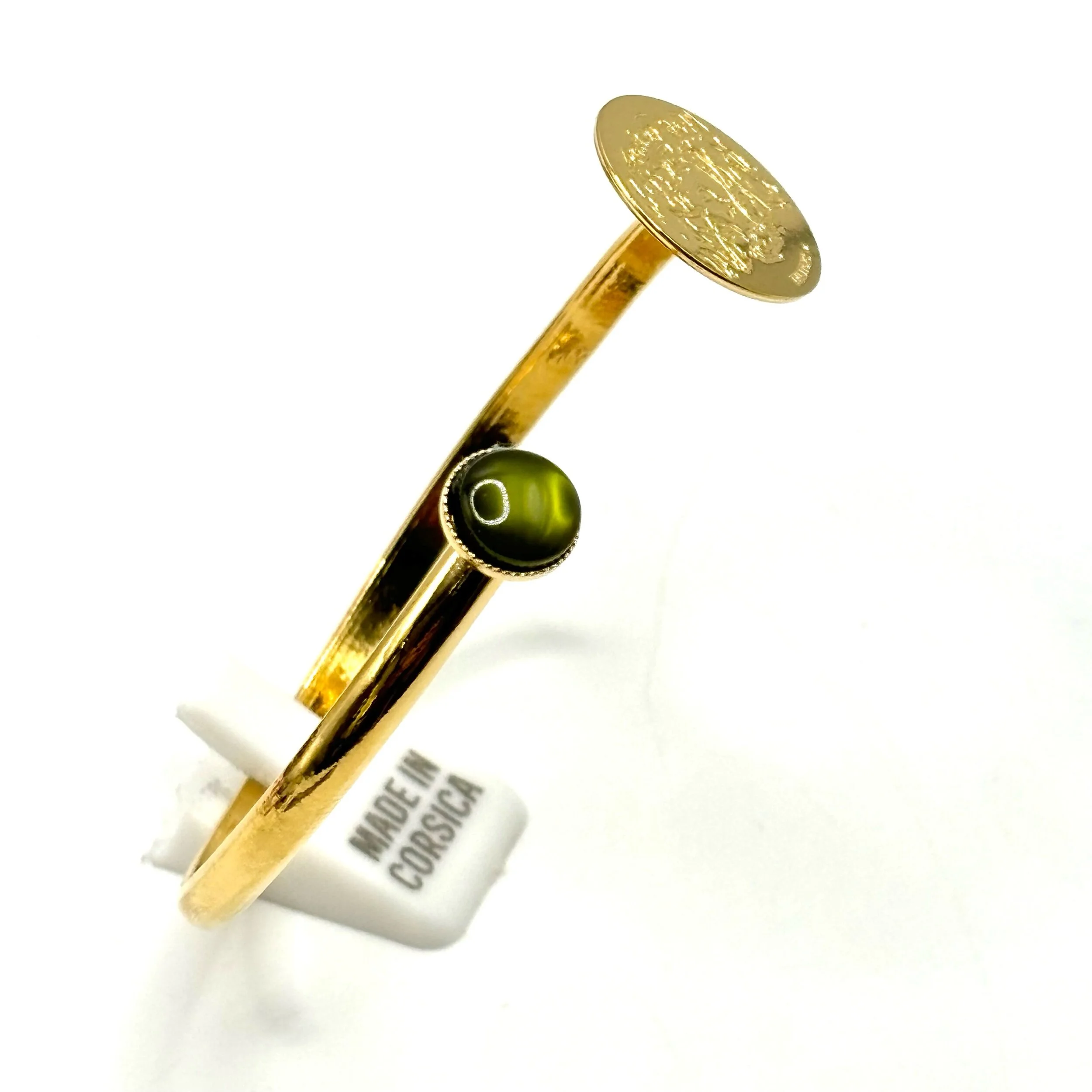 EDD67F2E-5C35-4931-AB0C-C44006423967