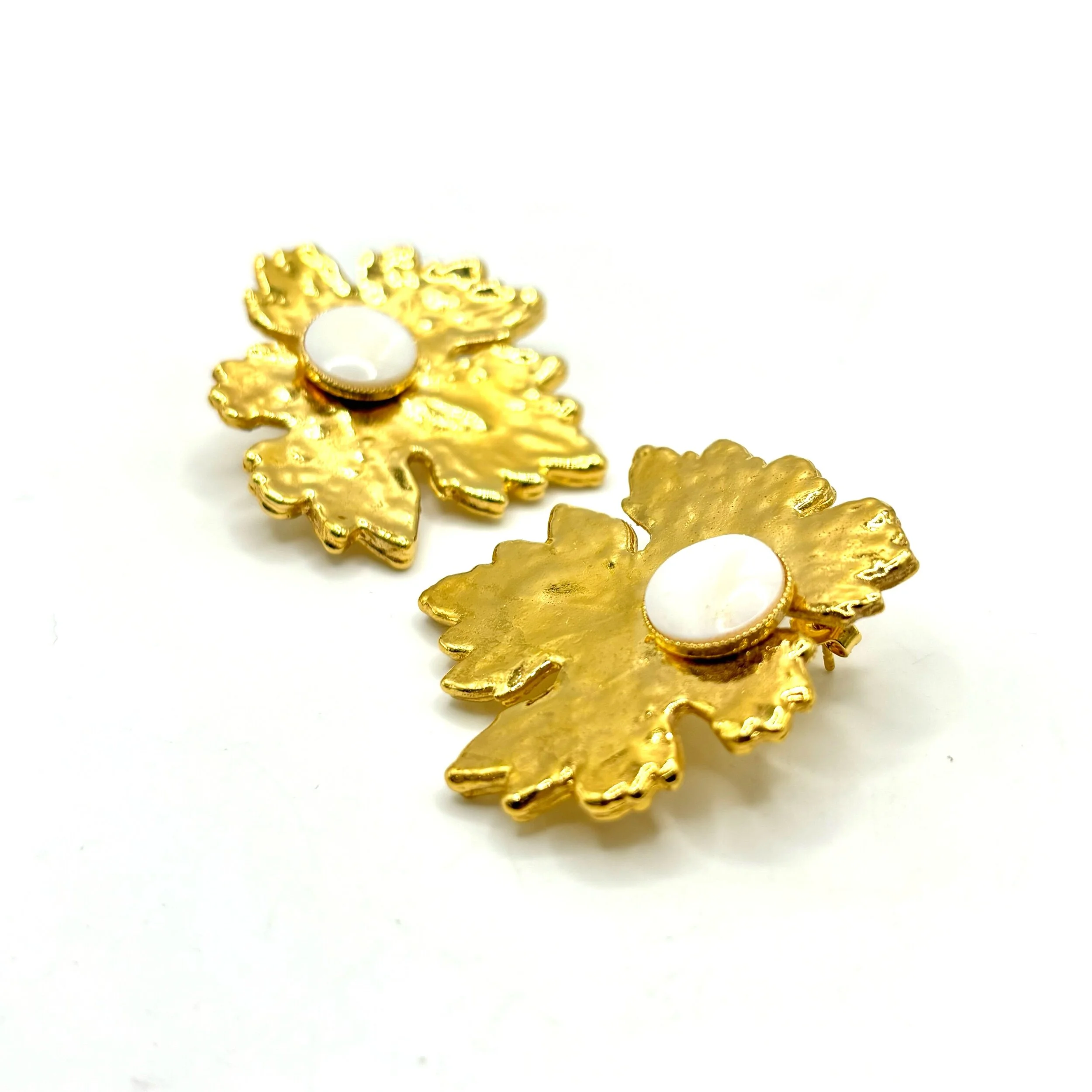 222E8BA6-EDA9-4F3C-B573-D2FA4FD528D0