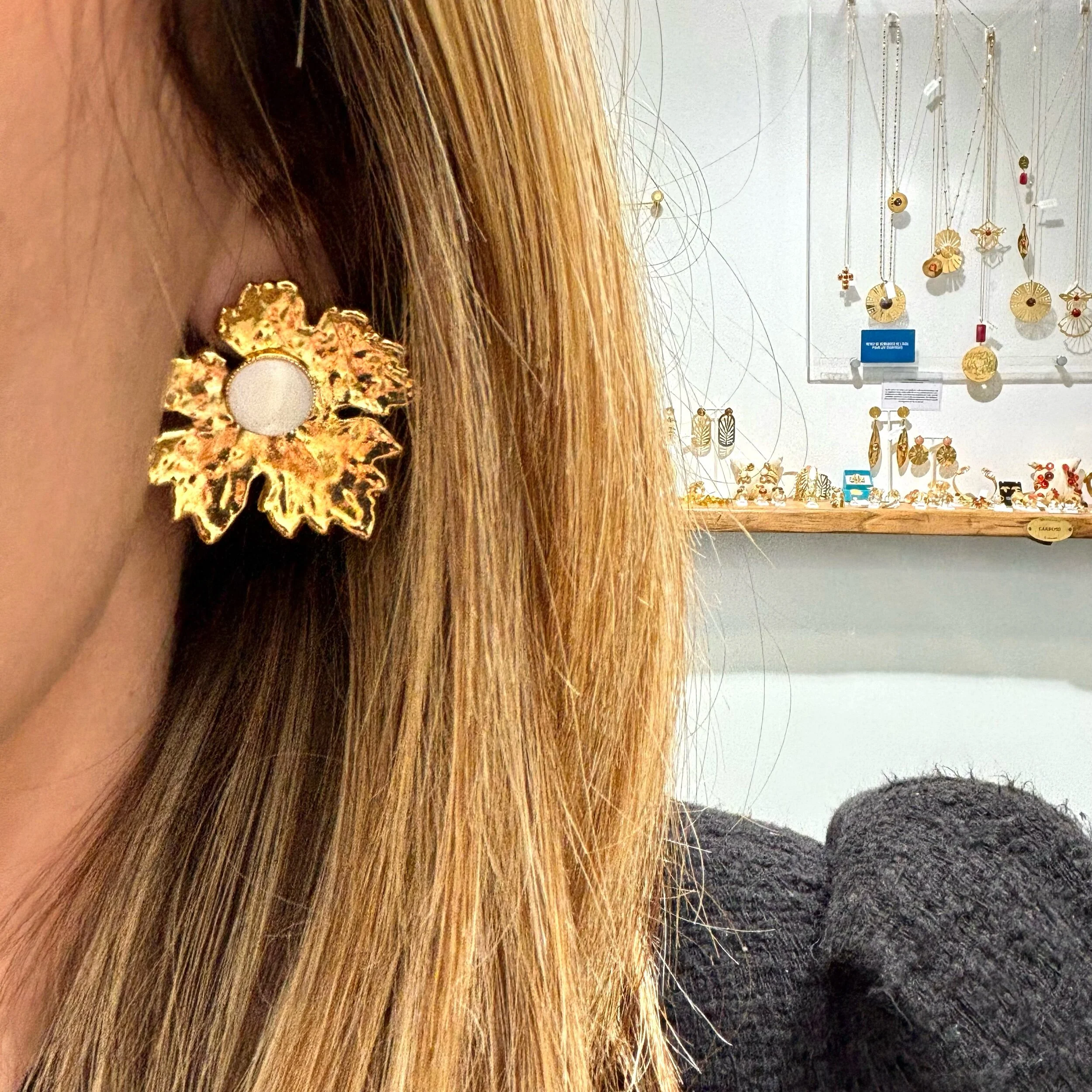 F6028B31-49B5-4DBA-8696-ED8F6126093A