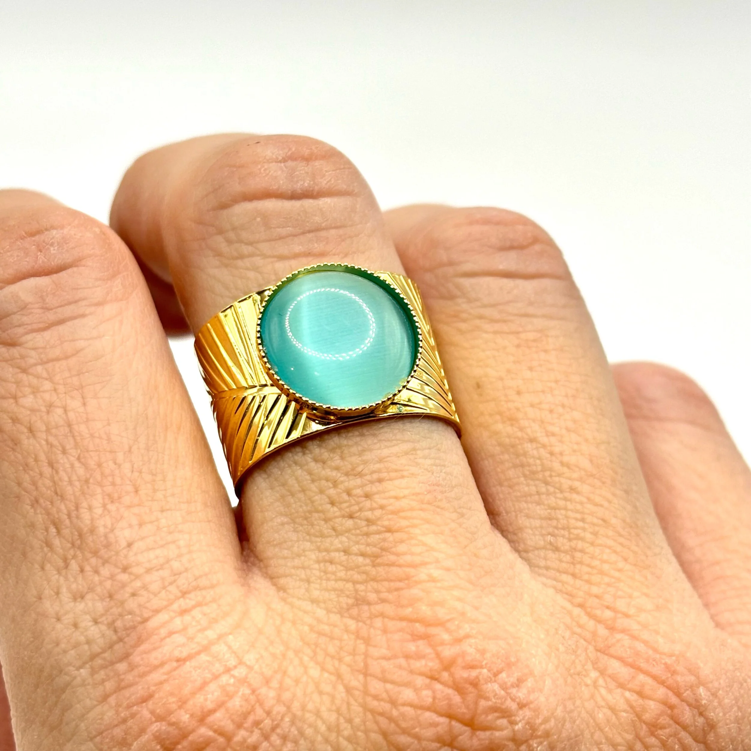 66D9FF62-AFCF-4D87-BE1B-5D043D77935C