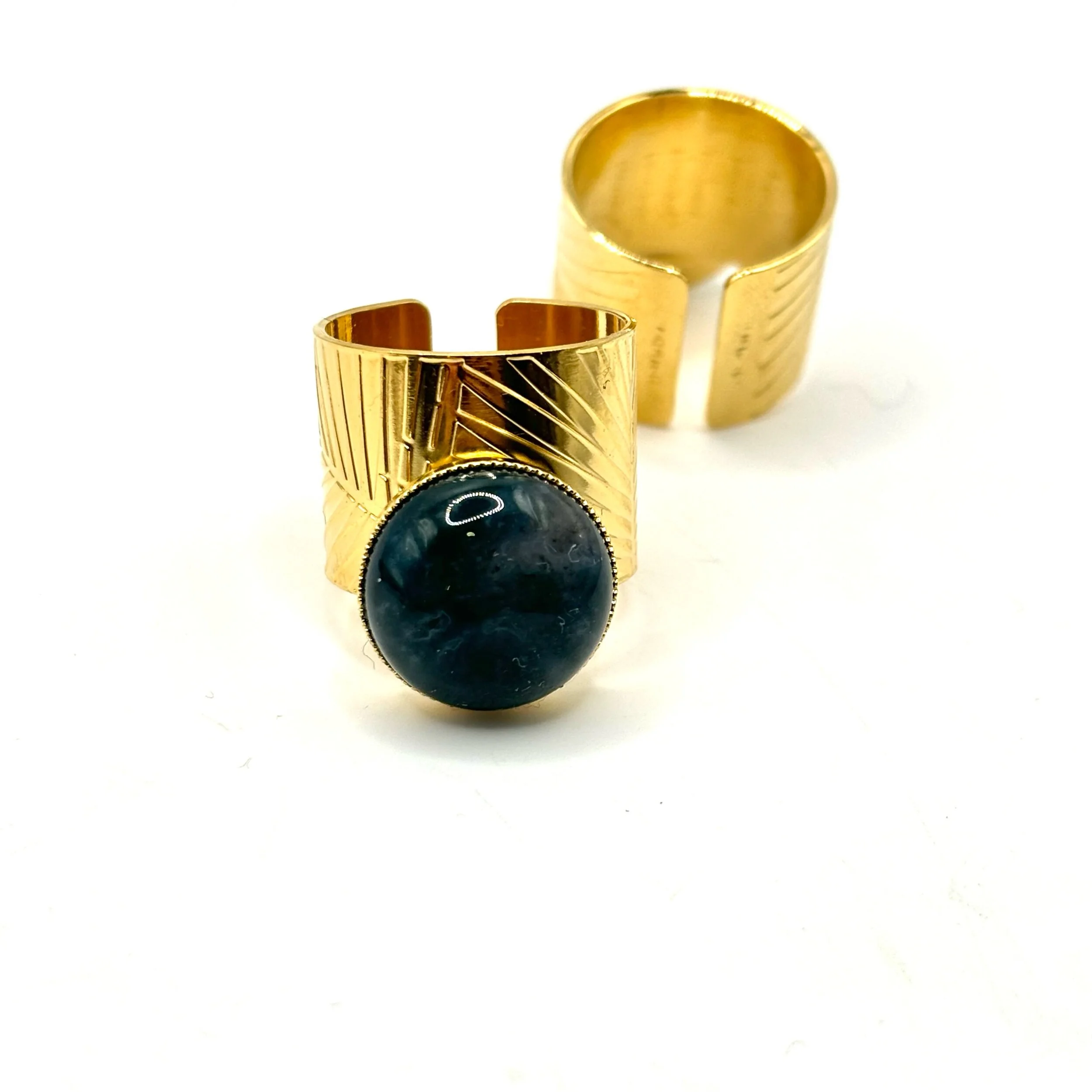 8081DD6F-722D-489F-85DF-28E3BAC5DDAA