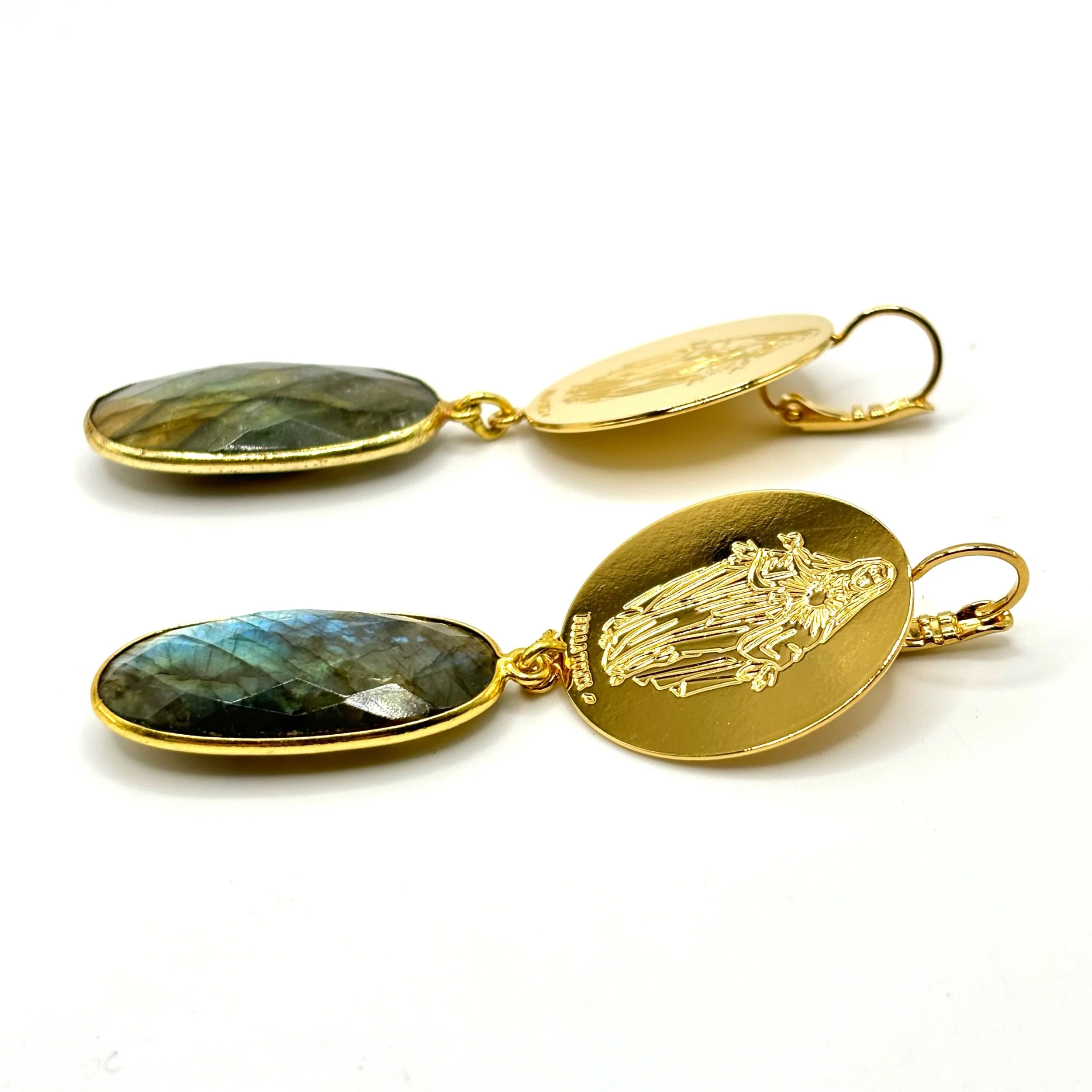 9C1A0FCF-6313-45B8-AE75-2EEF48758203