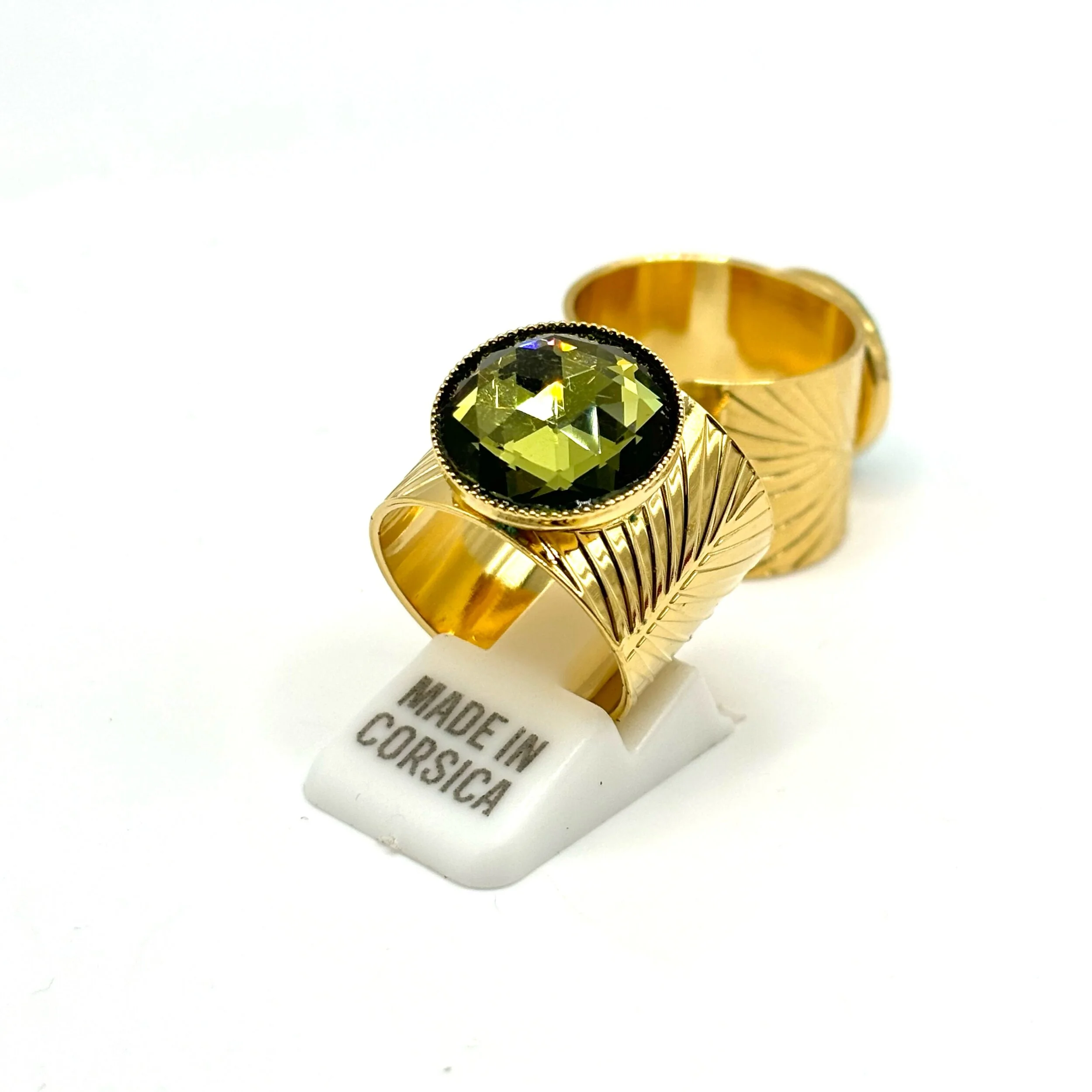 D94FBBE8-3283-499B-ADB9-579D7C8A277E