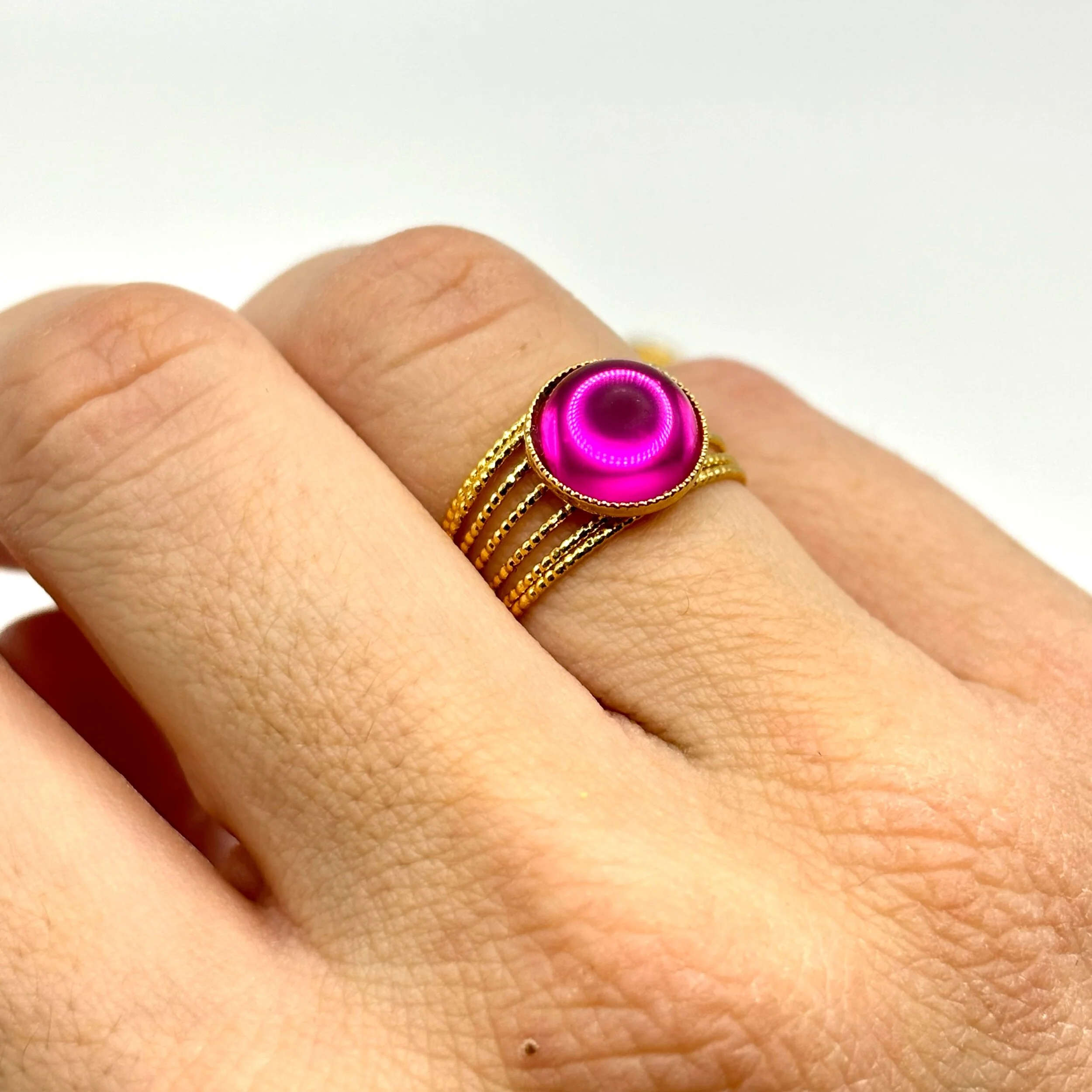 9BEB44BB-393A-47DF-B224-DE58542551DA