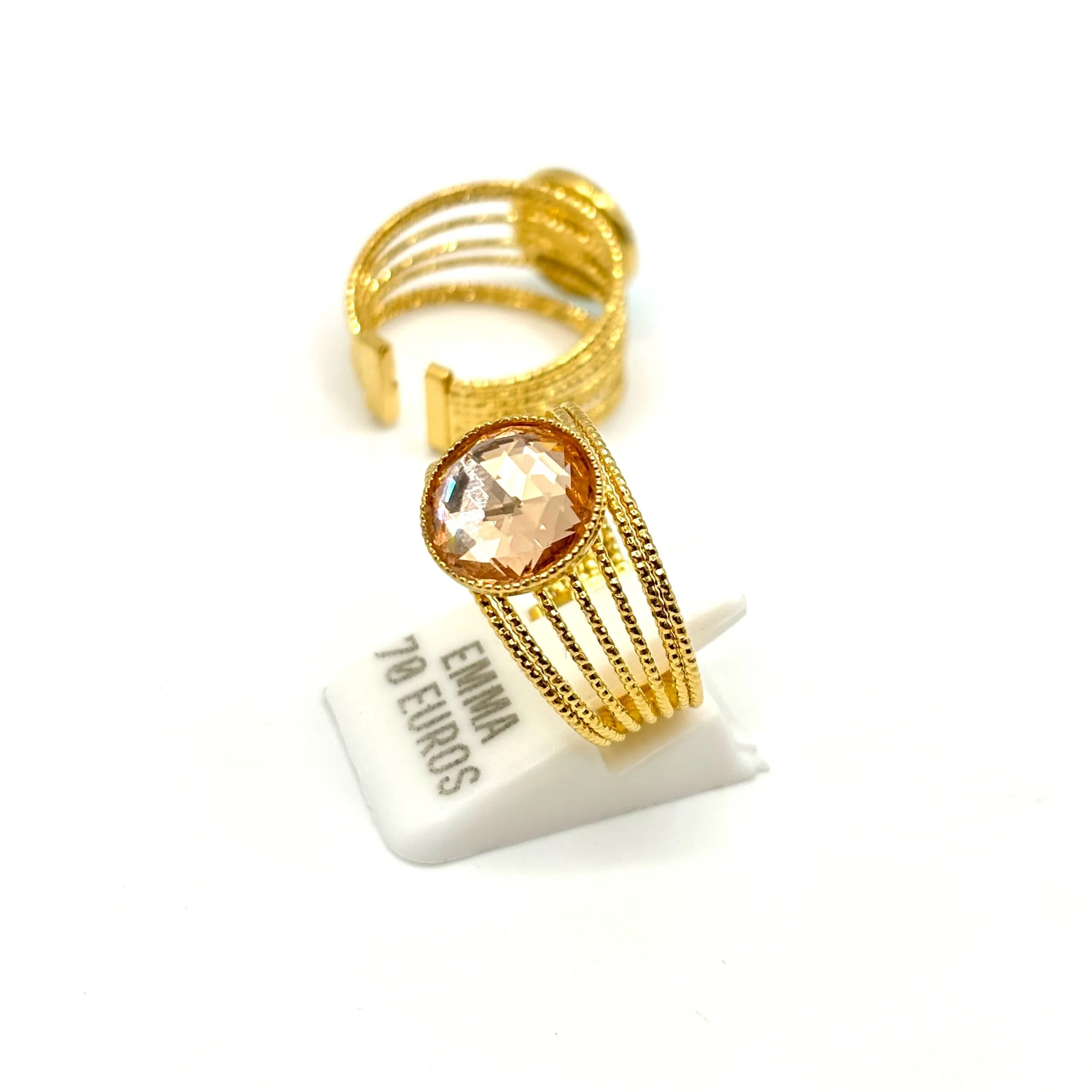 4F7DB922-A01D-419A-B9CF-1344A447D5EF