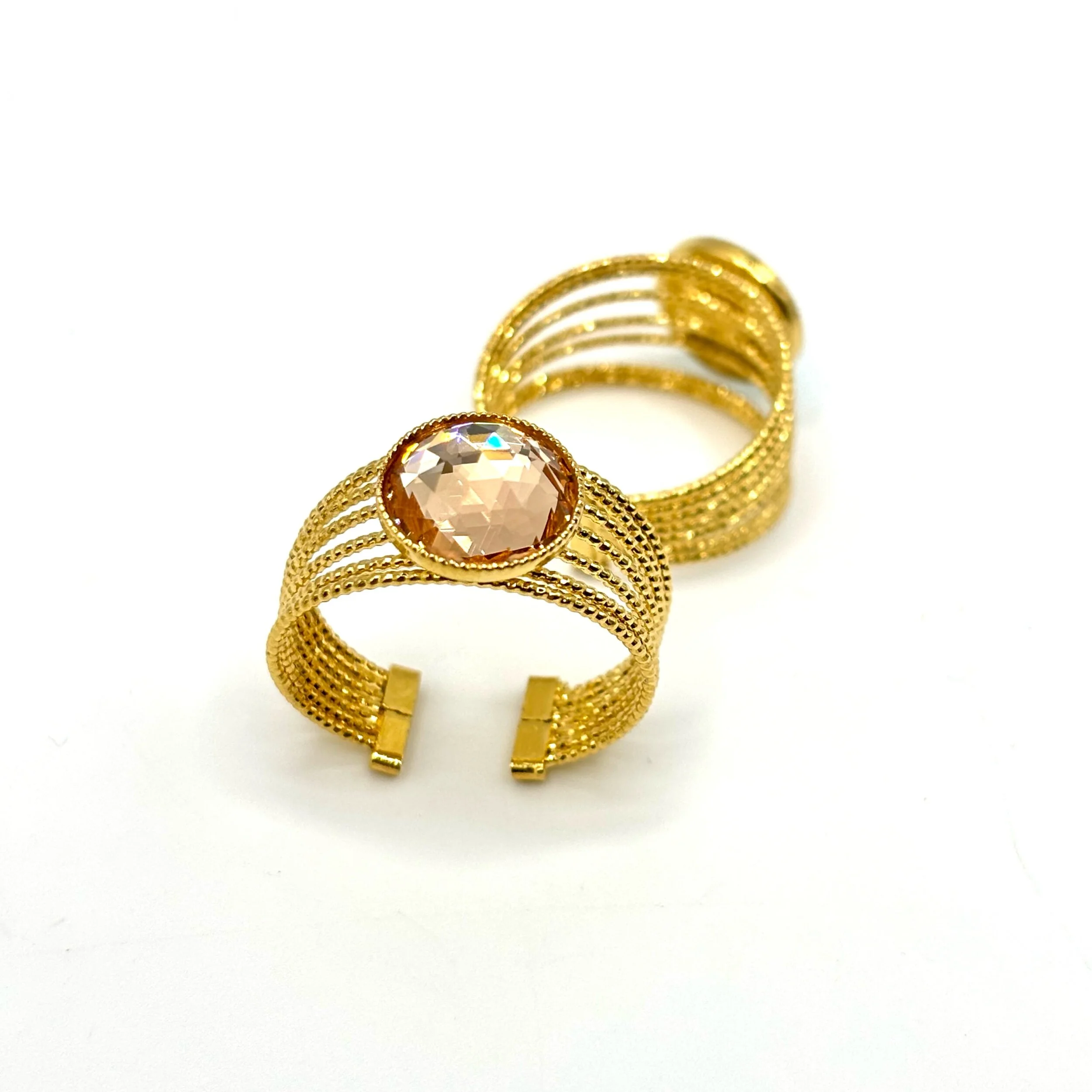 CD75539F-B3BF-4652-8CC4-DC96790F83E6