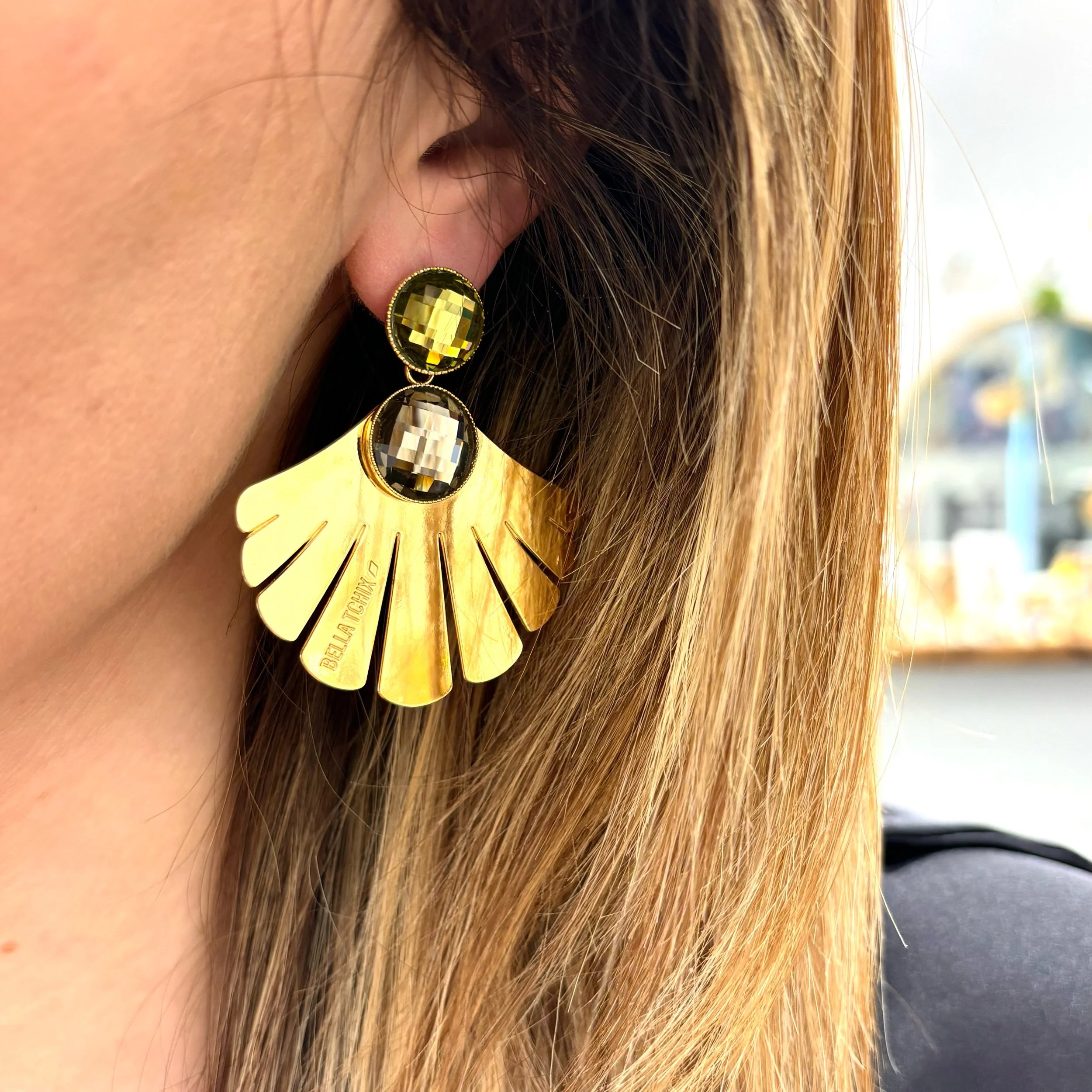 228C2F00-2B6B-4045-937E-FB49CEDB6653