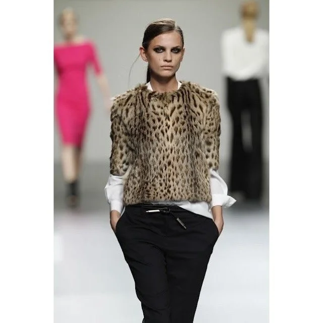 This applies to women of ALL ages&hellip;.does the way you dress reflect you, your lifestyle or your profession right now?

I met with a lovely client recently who was in her late 20s, and was moving from those early career years into feeling more es