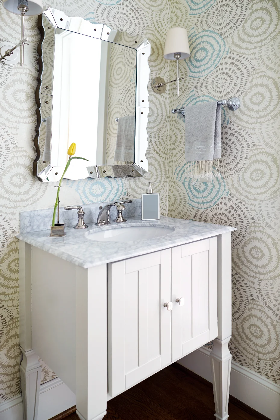 Kara Cox Meyer Guest Bath