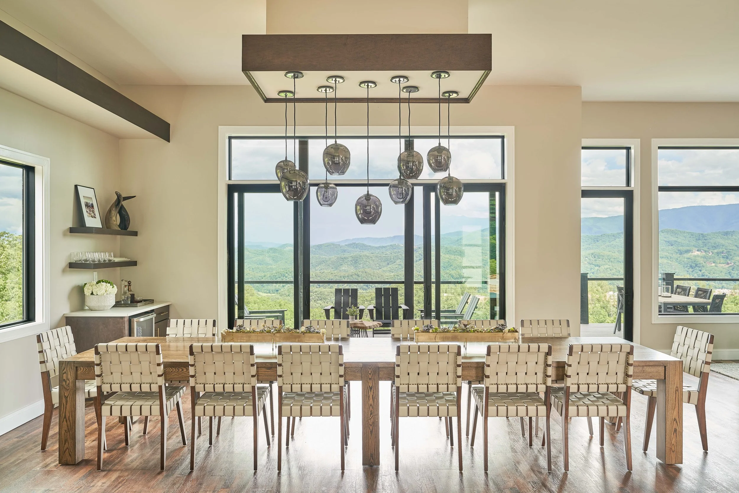 The Perfect Vacation Home Decor