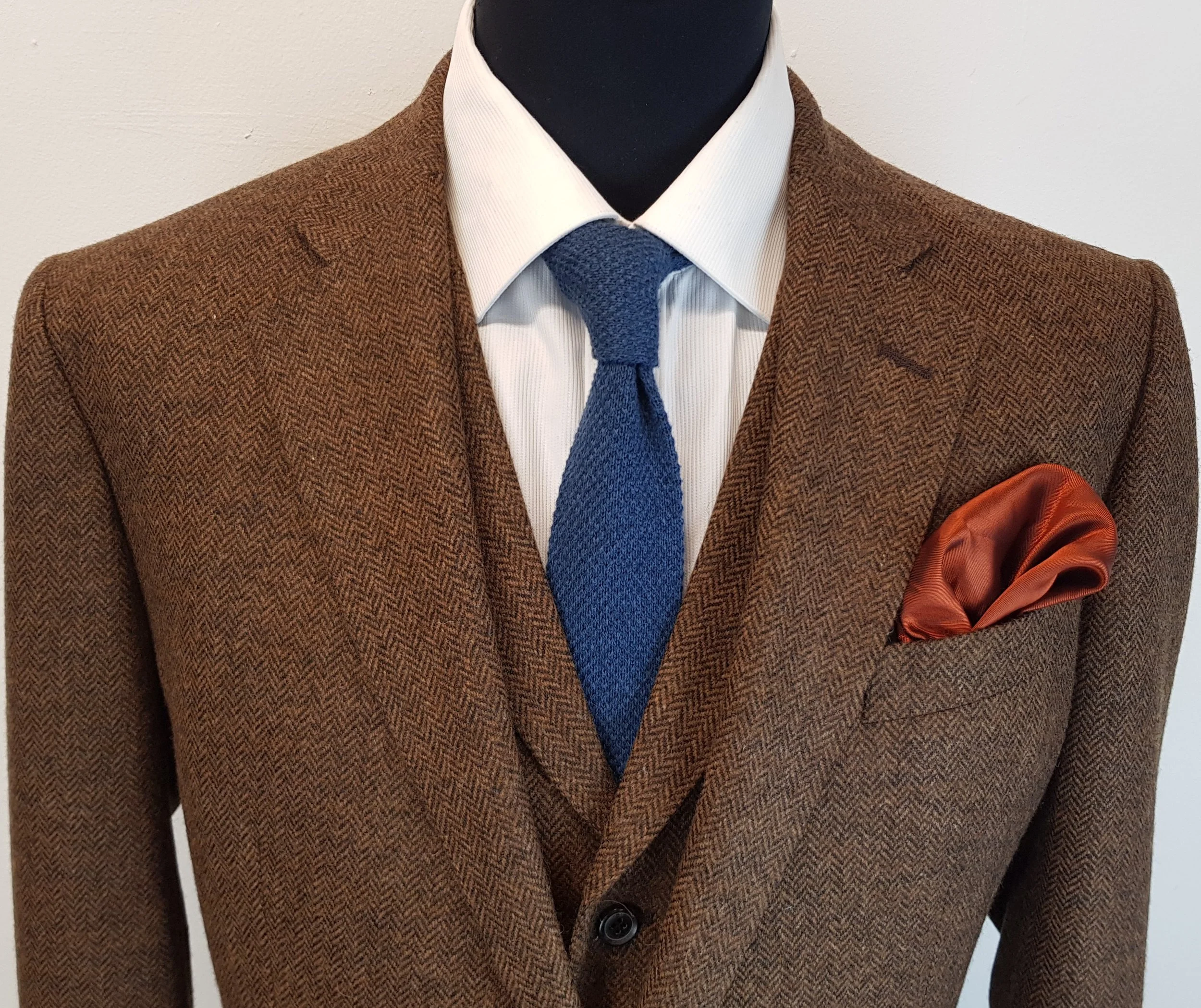 3 Piece Suit in Moon Merino Lambswool Tweed
