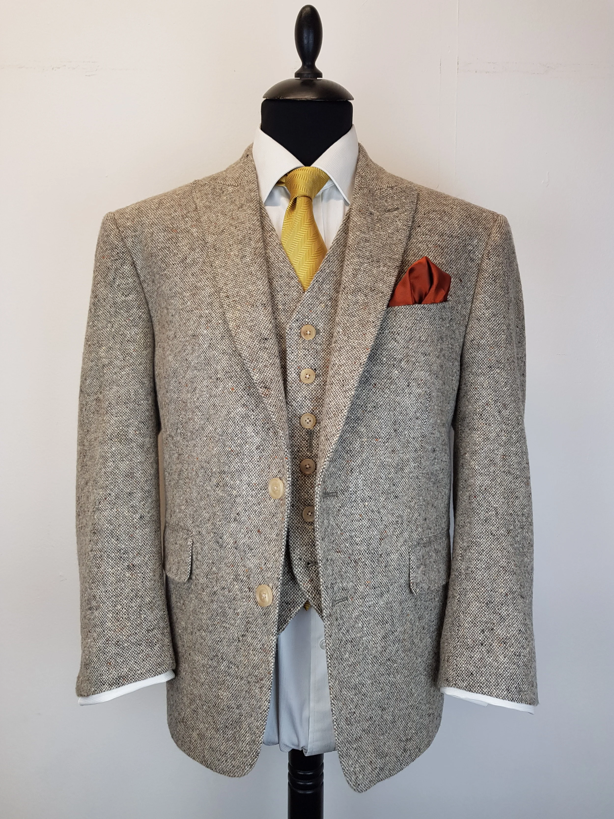 Molloy Donegal Tweed Suit (2).jpg